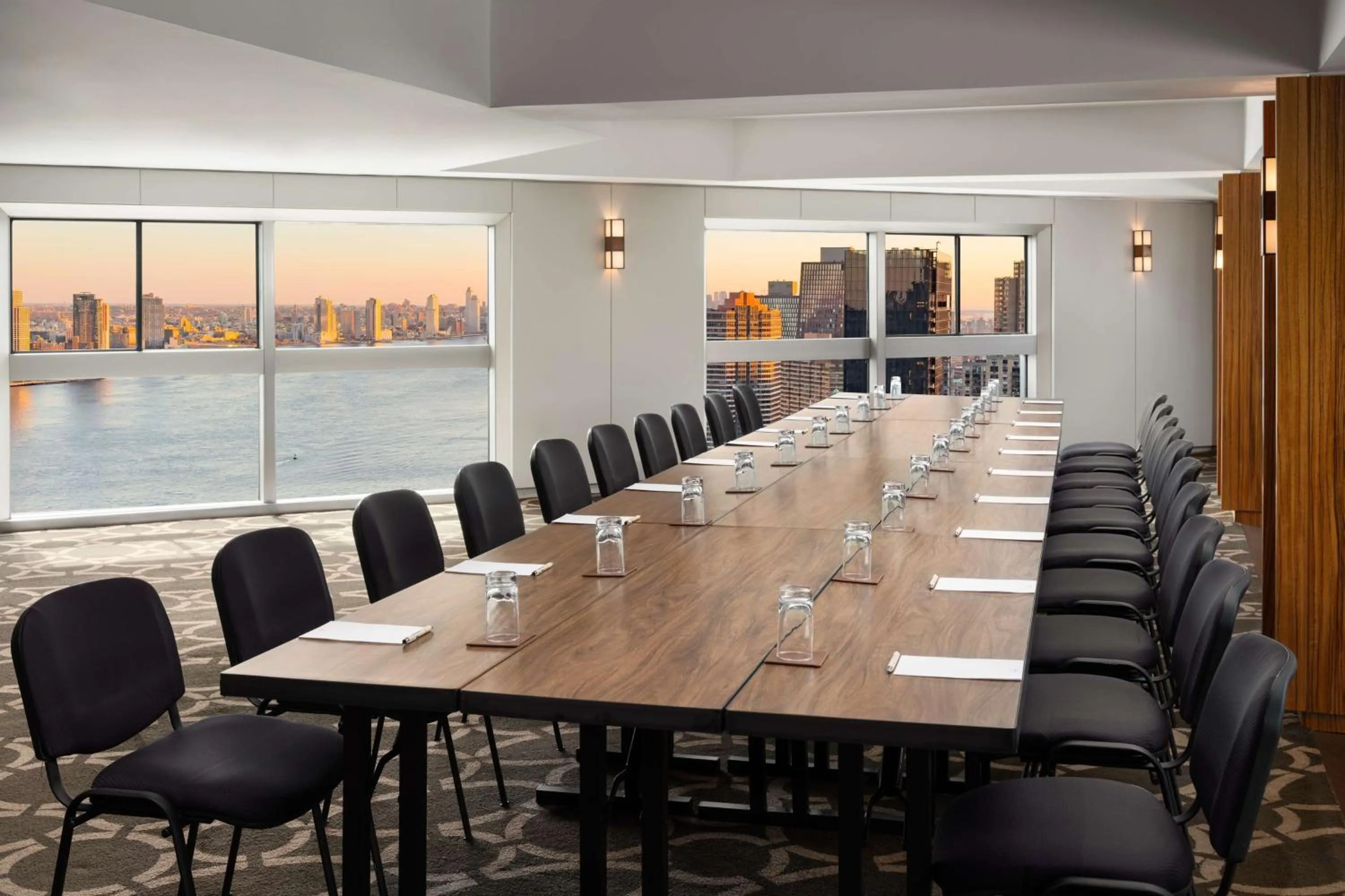 Meeting/conference room in Millennium Hilton New York One UN Plaza