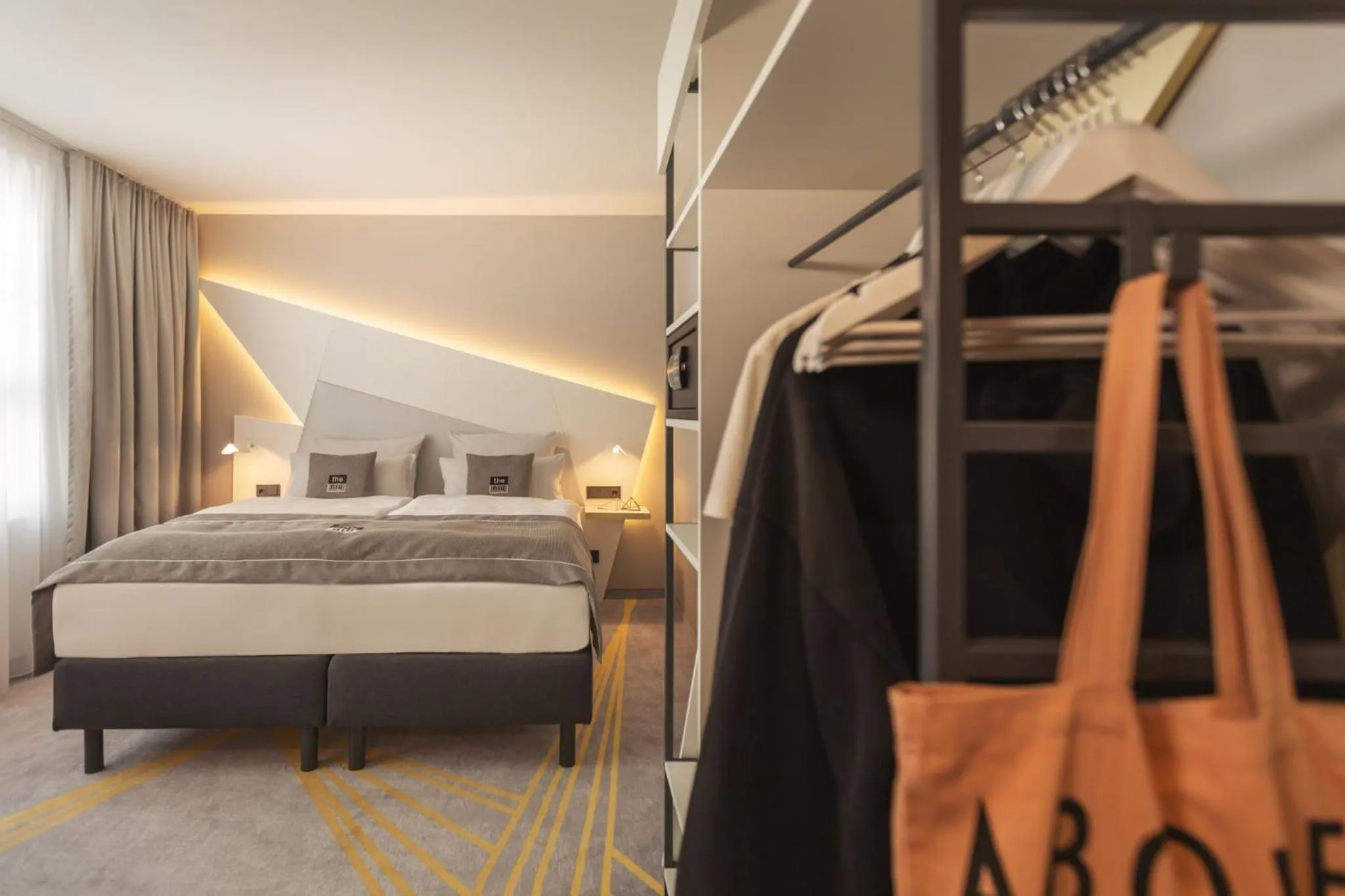 Photo of the whole room, Bed in Holiday Inn - the niu, Coin Frankfurt Ostend by IHG