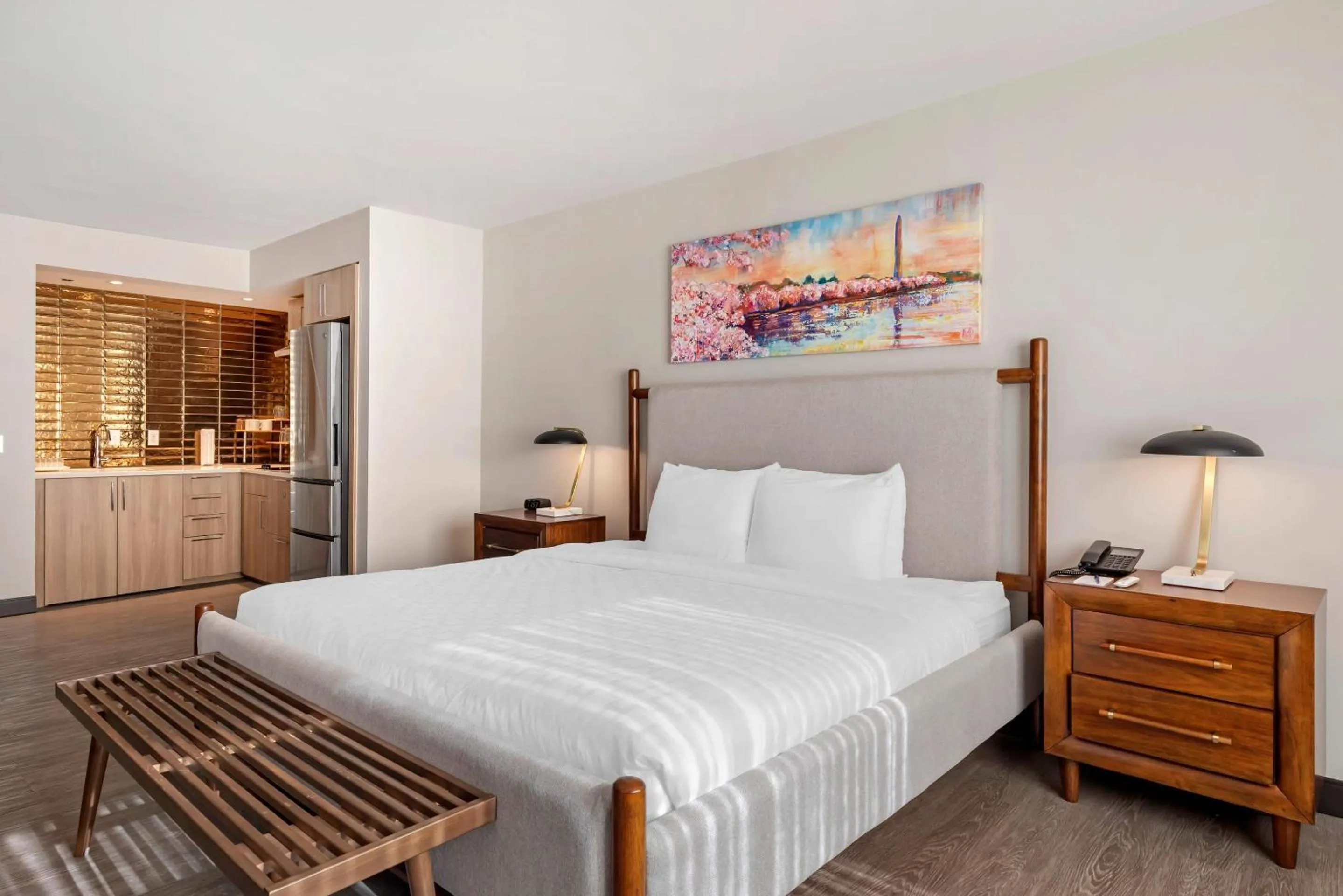 Bedroom, Bed in The Quincy, an Ascend Collection Hotel