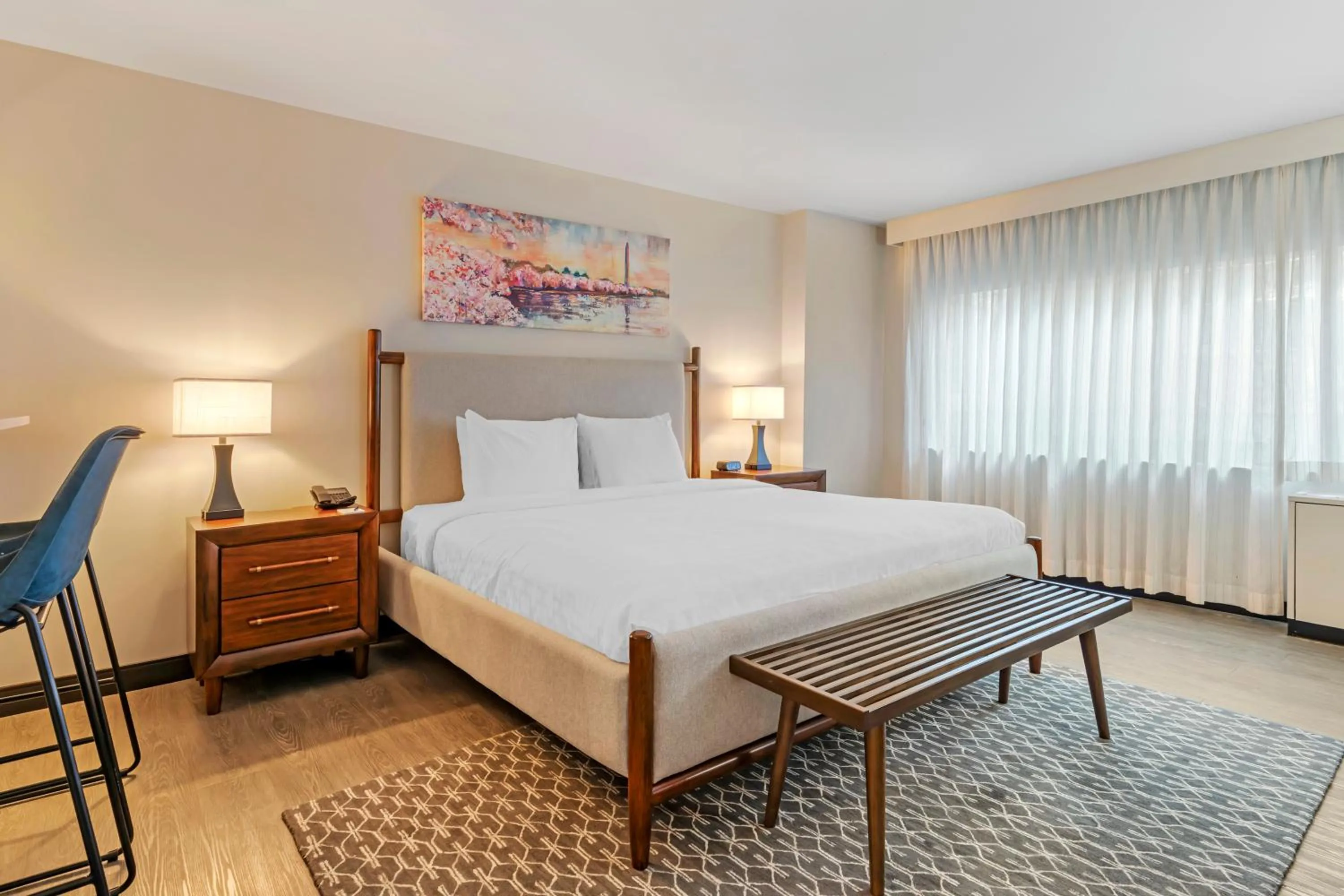 Bed in The Quincy, an Ascend Collection Hotel