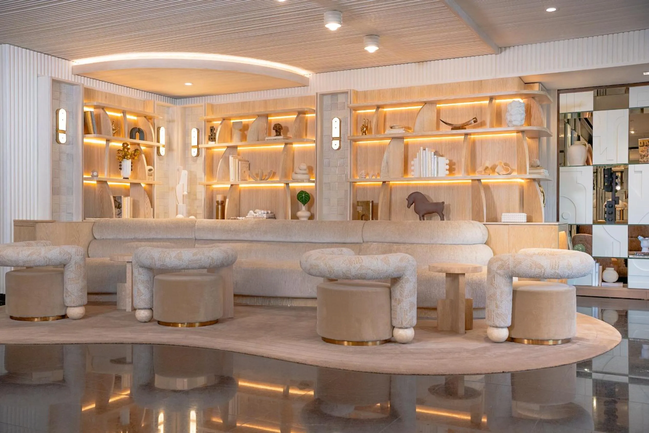 Library in Hotel Sofitel Los Angeles at Beverly Hills