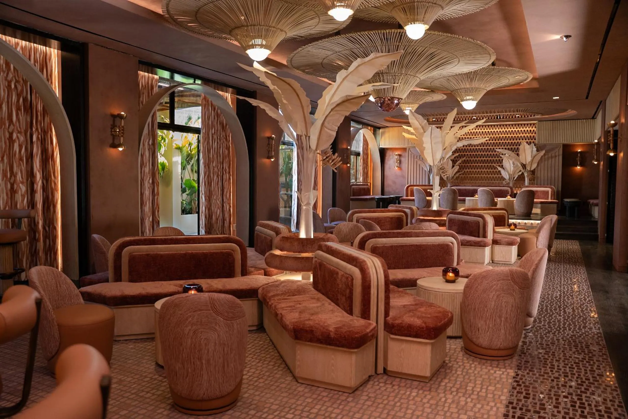 Lounge or bar in Hotel Sofitel Los Angeles at Beverly Hills