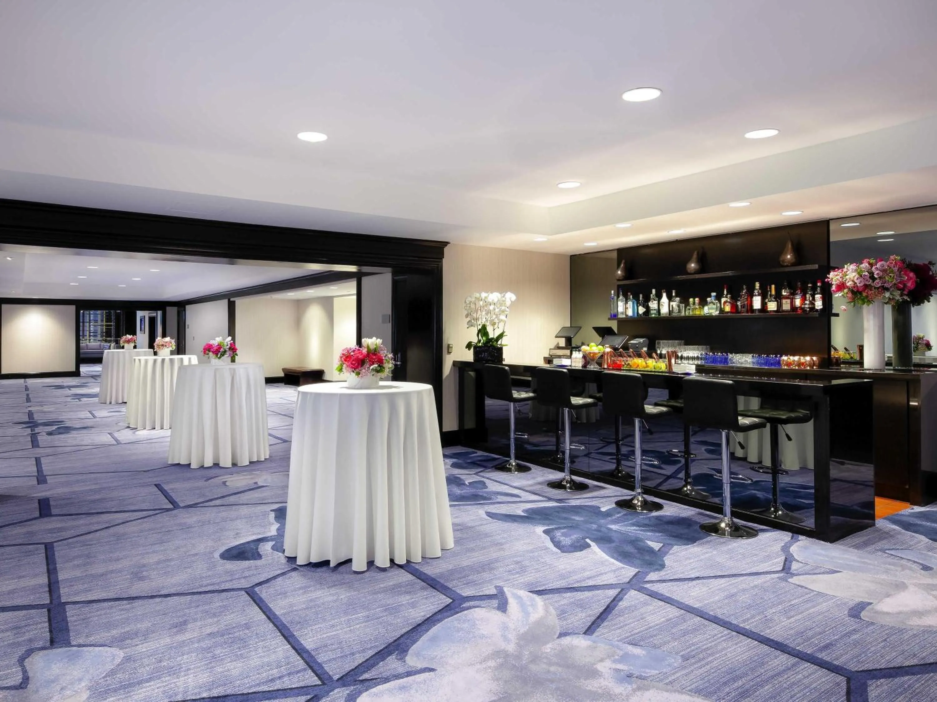 Meeting/conference room in Hotel Sofitel Los Angeles at Beverly Hills