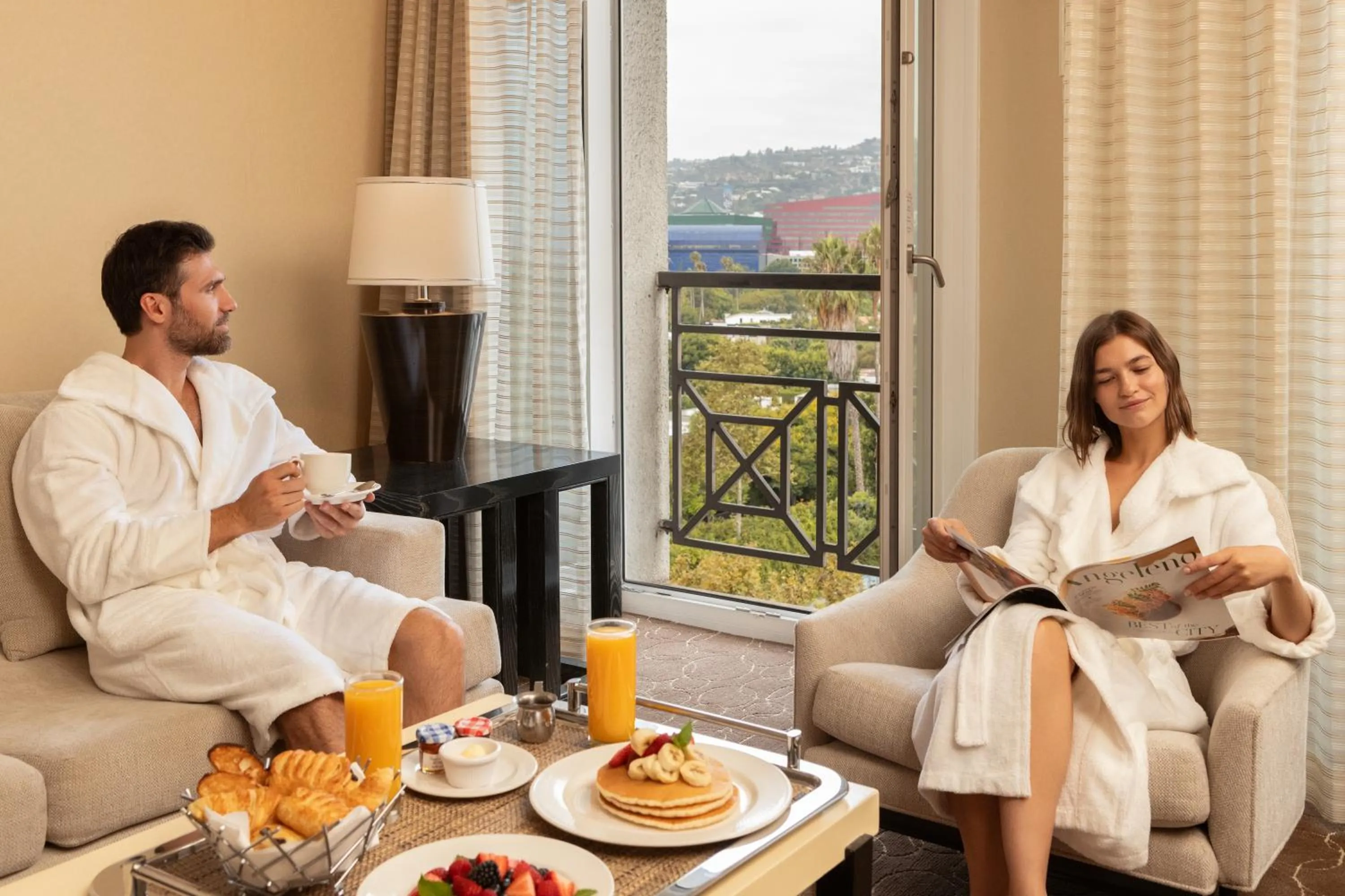 Breakfast in Hotel Sofitel Los Angeles at Beverly Hills