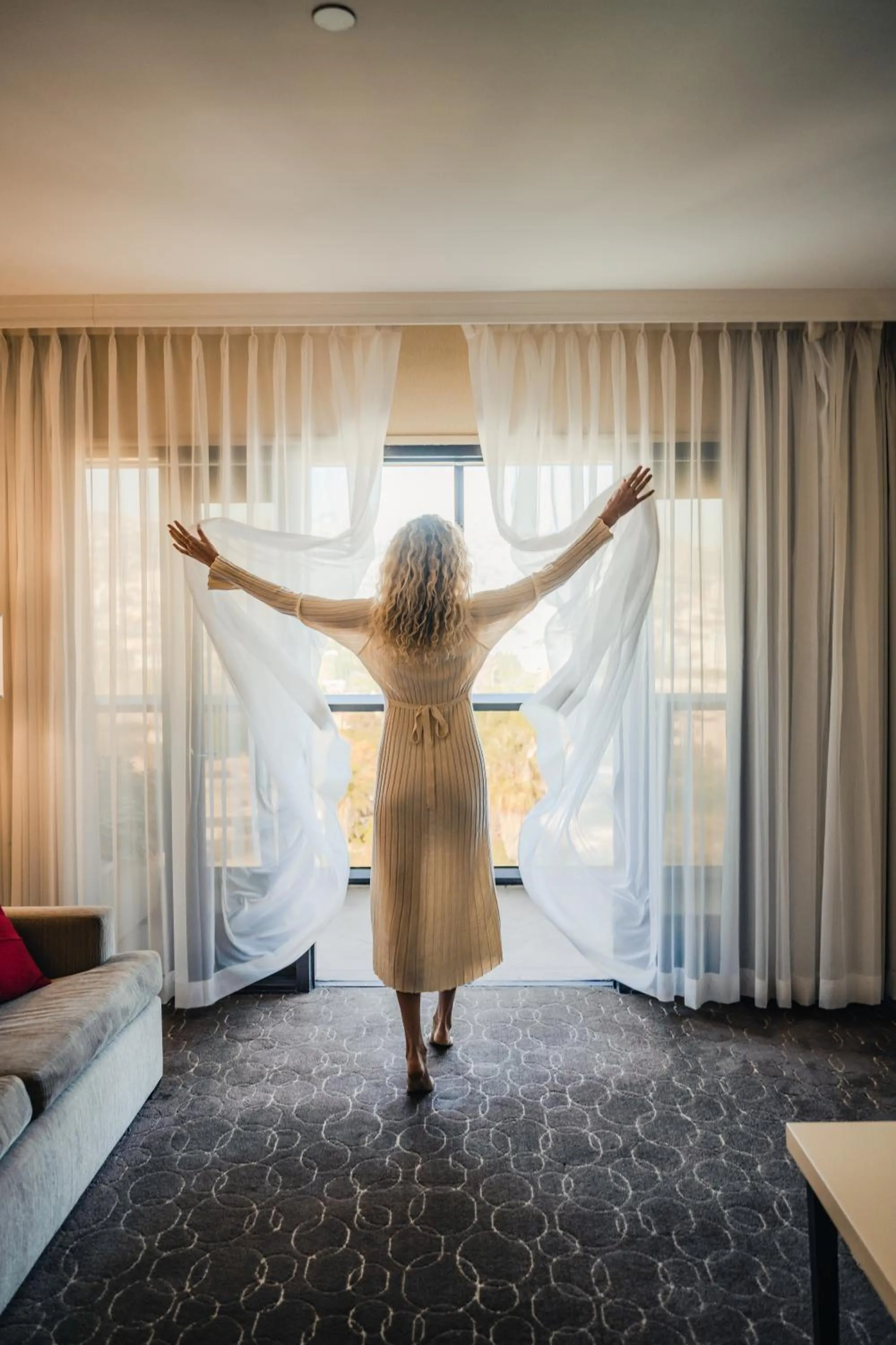 View (from property/room), Bed in Hotel Sofitel Los Angeles at Beverly Hills