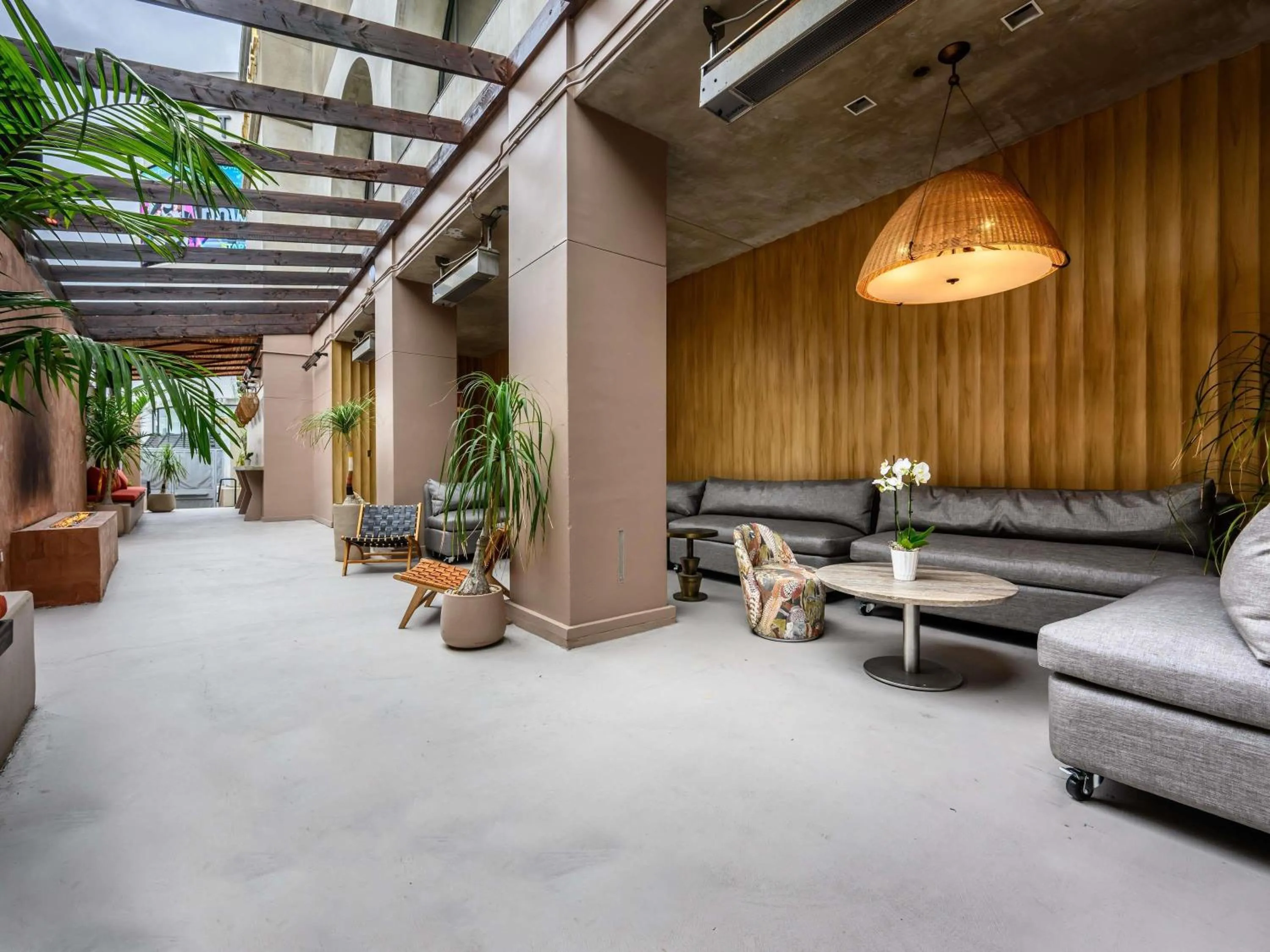 Meeting/conference room in Hotel Sofitel Los Angeles at Beverly Hills