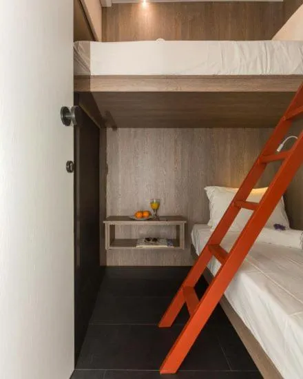 bunk bed, Bed in LOC HOSPITALITY Urban Den