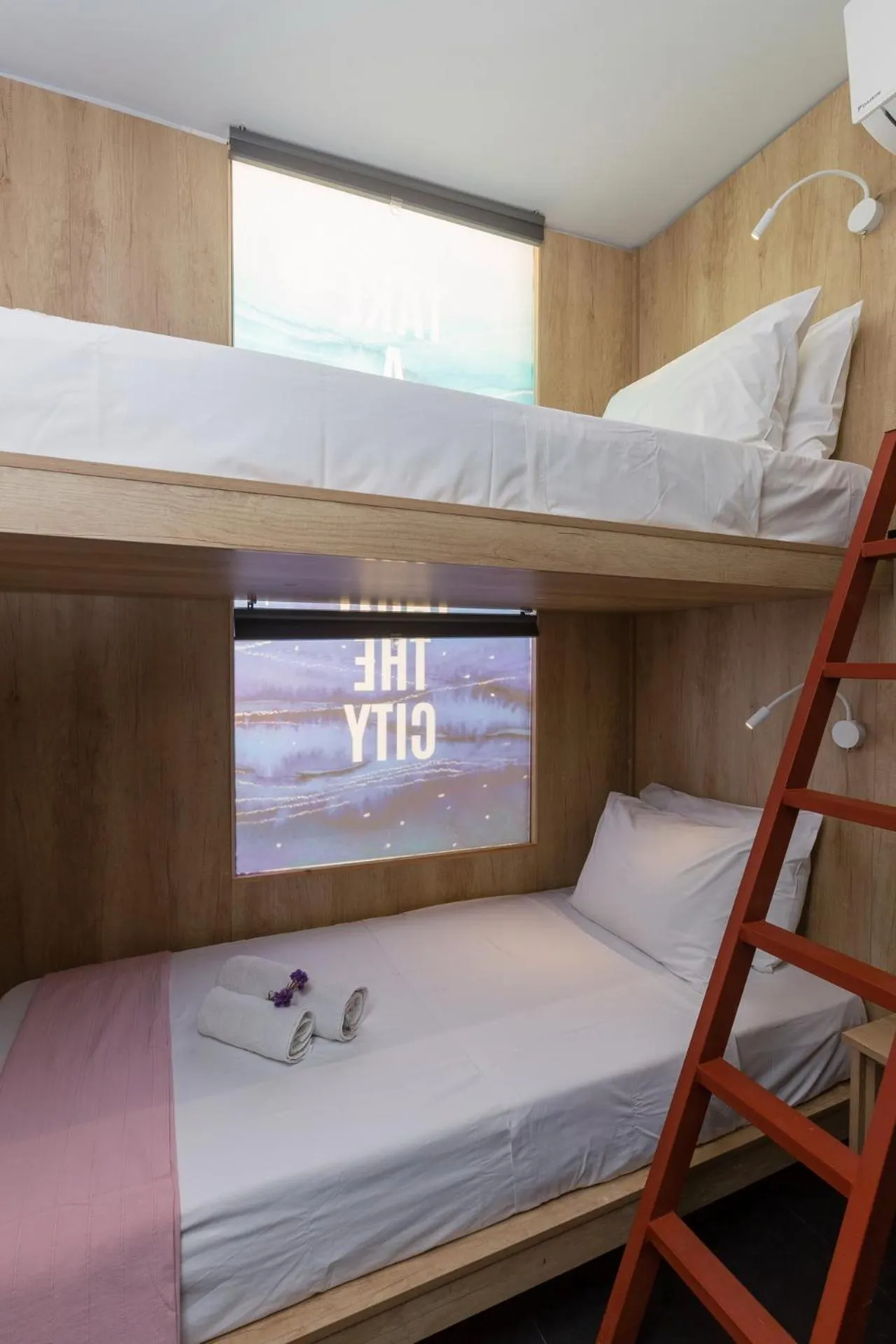 Bedroom, Bed in LOC HOSPITALITY Urban Den