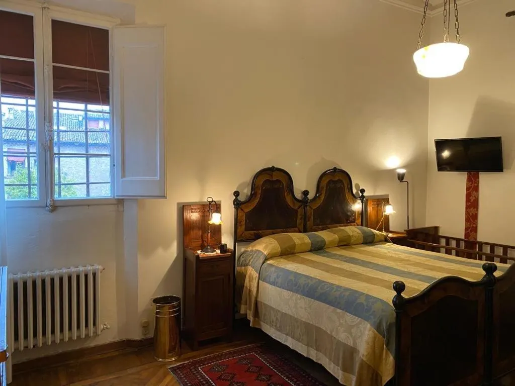 Bed in Le Case Cavallini Sgarbi di Rina Cavallini