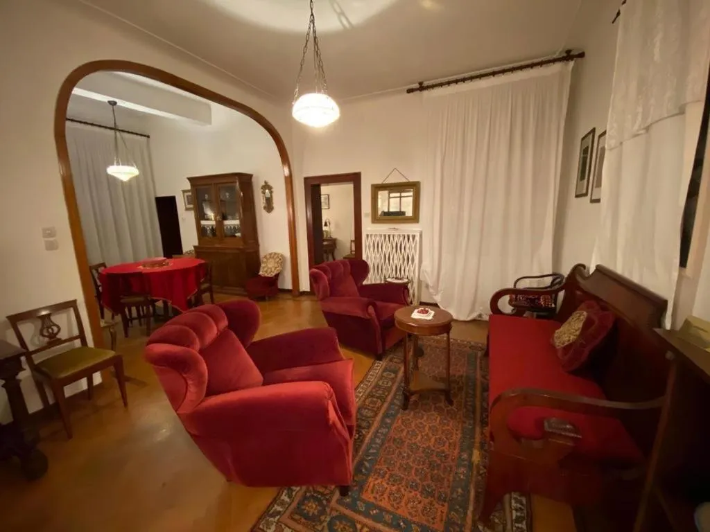 Le Case Cavallini Sgarbi di Rina Cavallini