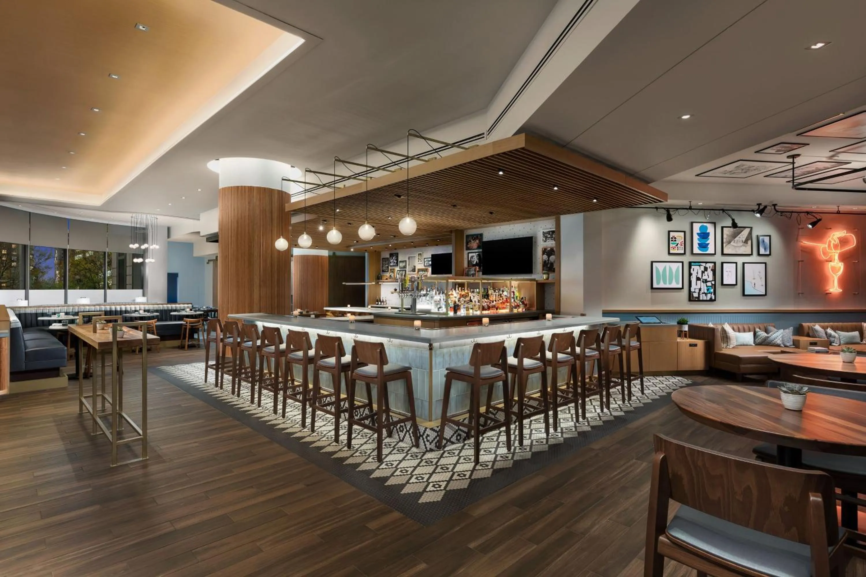 Restaurant/places to eat in The Westin Arlington