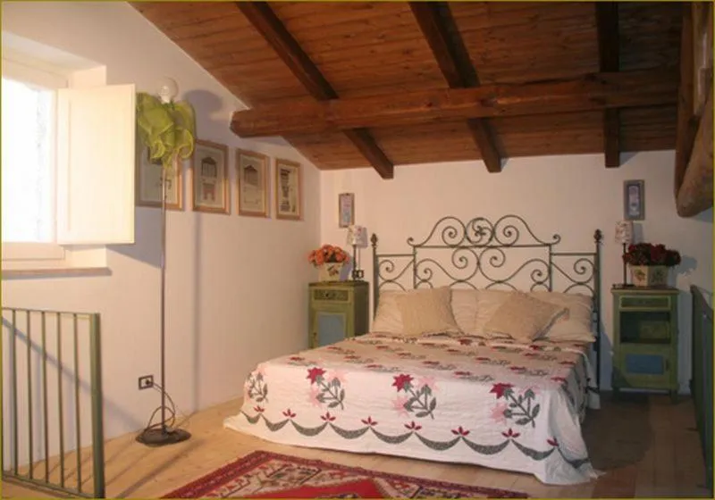 Bed in Il Bruco appartamenti in b&b