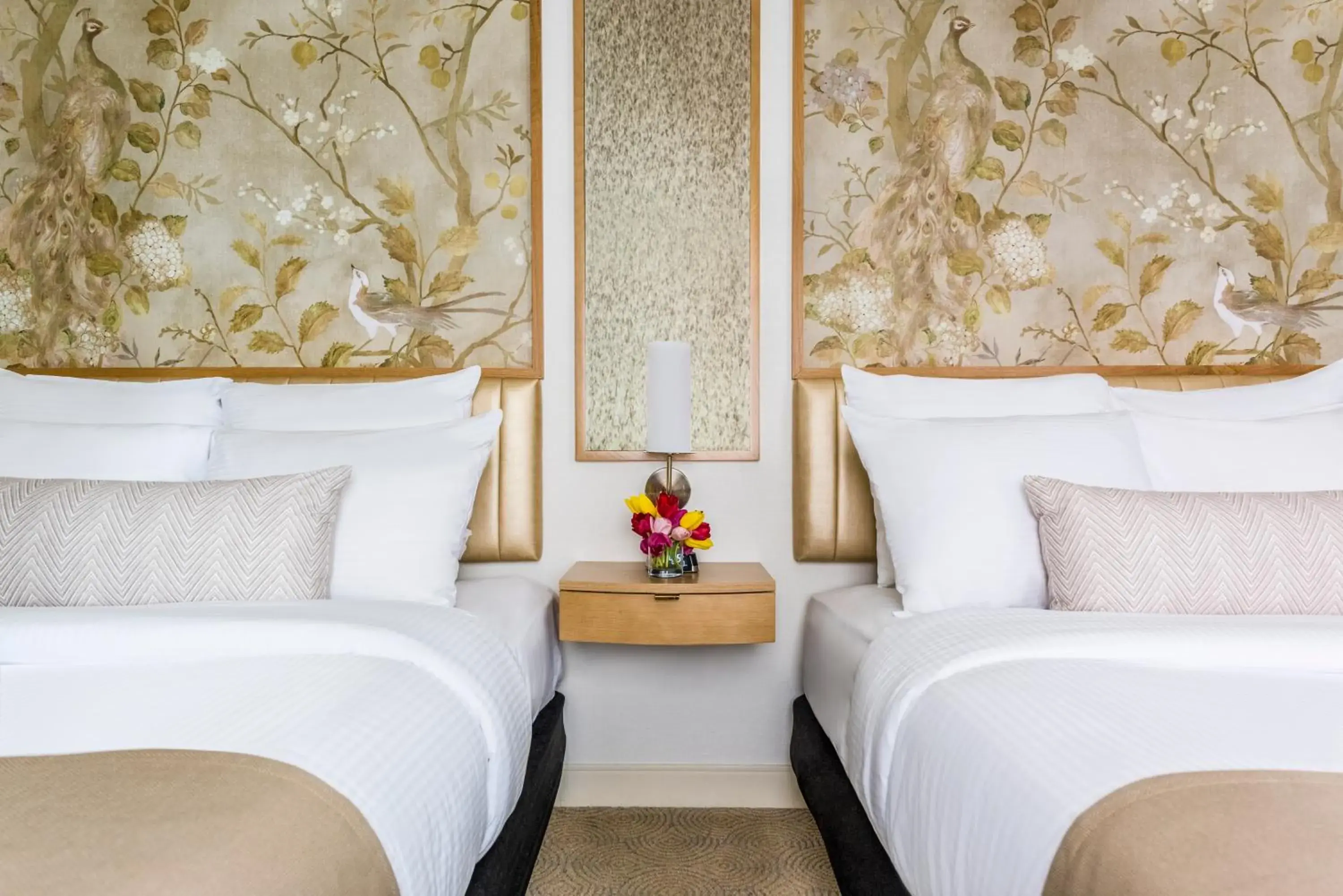 Queen Room with Two Queen Beds in Warwick Allerton Chicago Queen Room with Two Queen Beds in Warwick Allerton Chicago