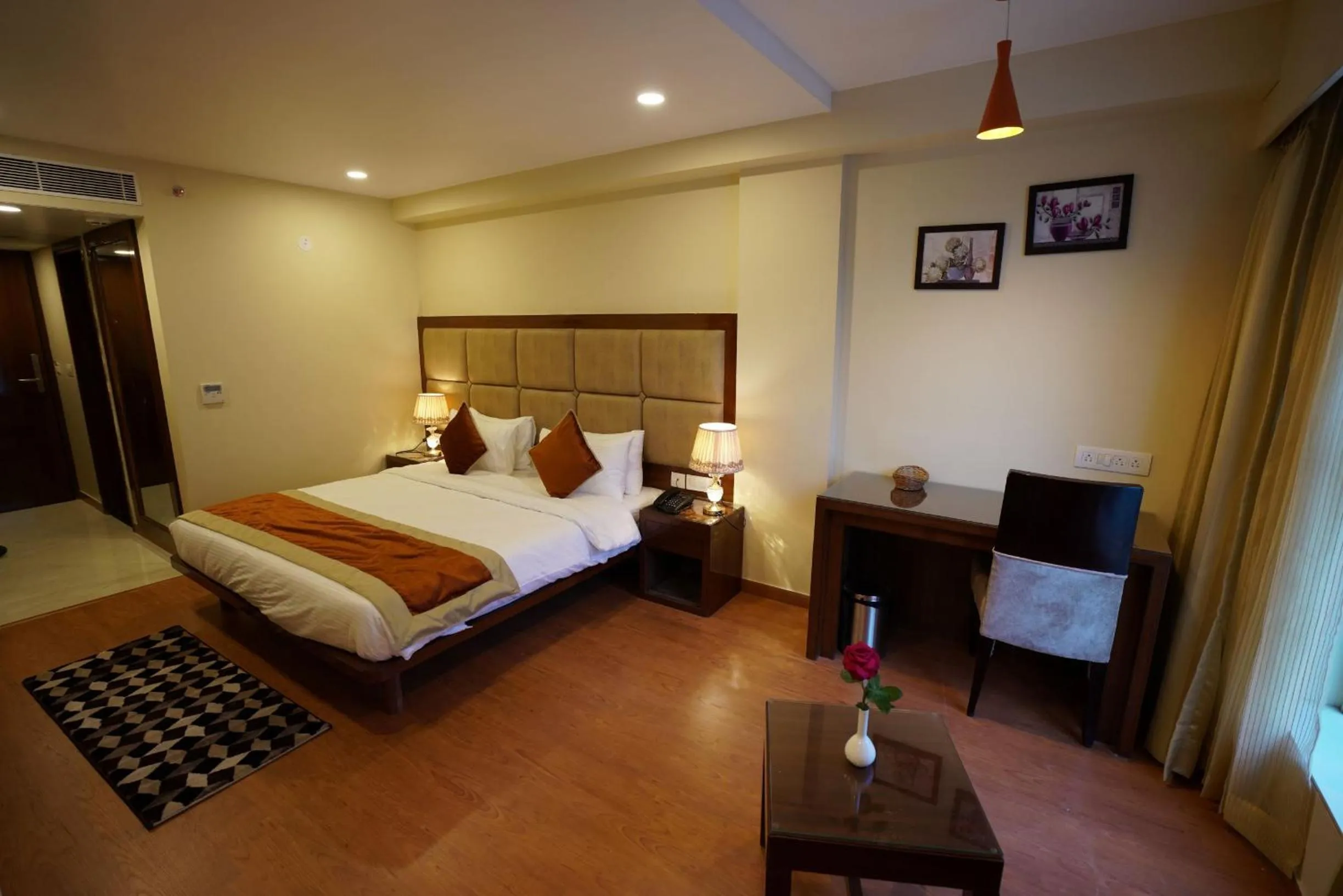 Bedroom, Bed in Hotel Indo Prime - Jaipur City Centre