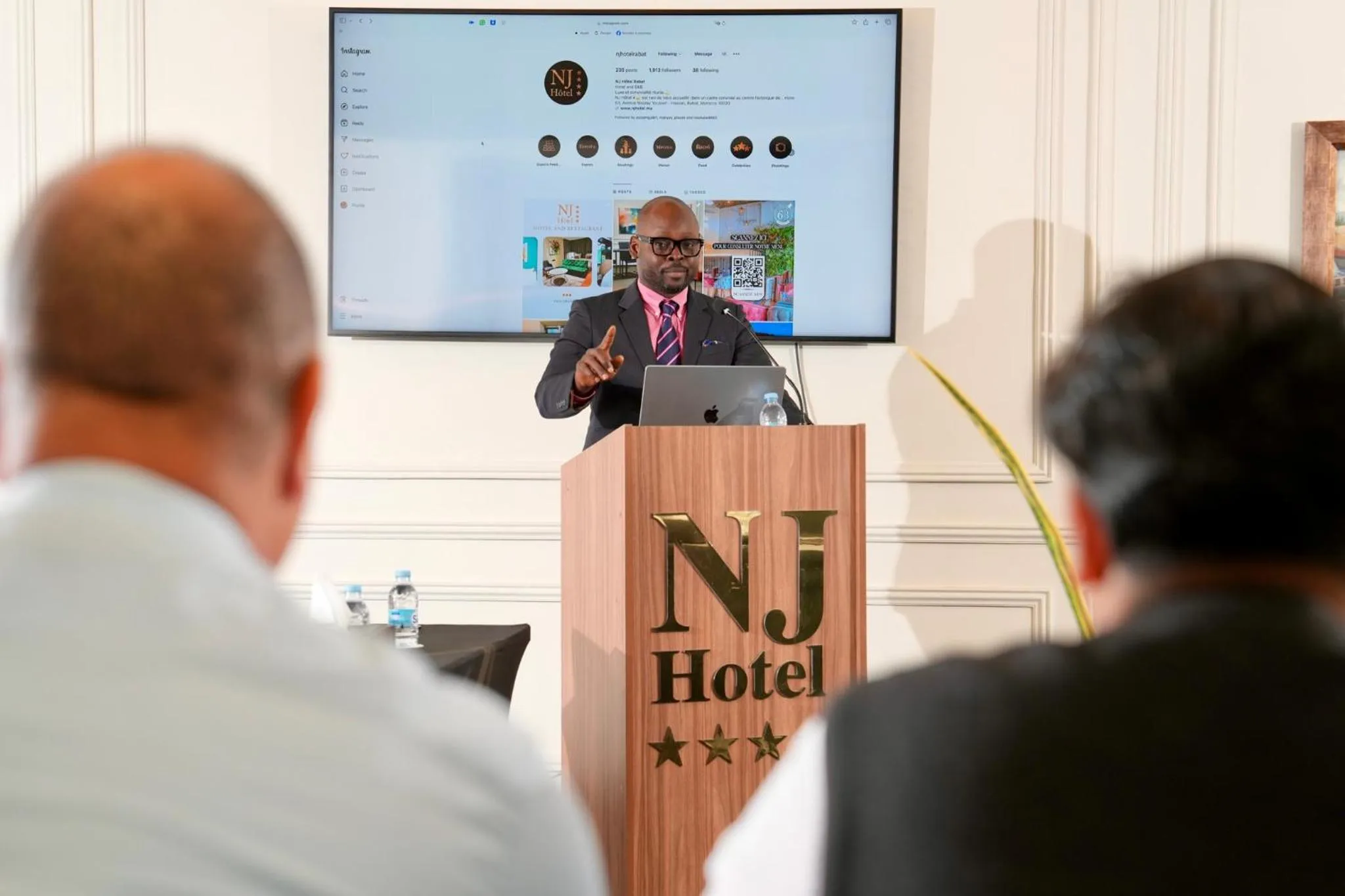 People in NJ Hotel Rabat