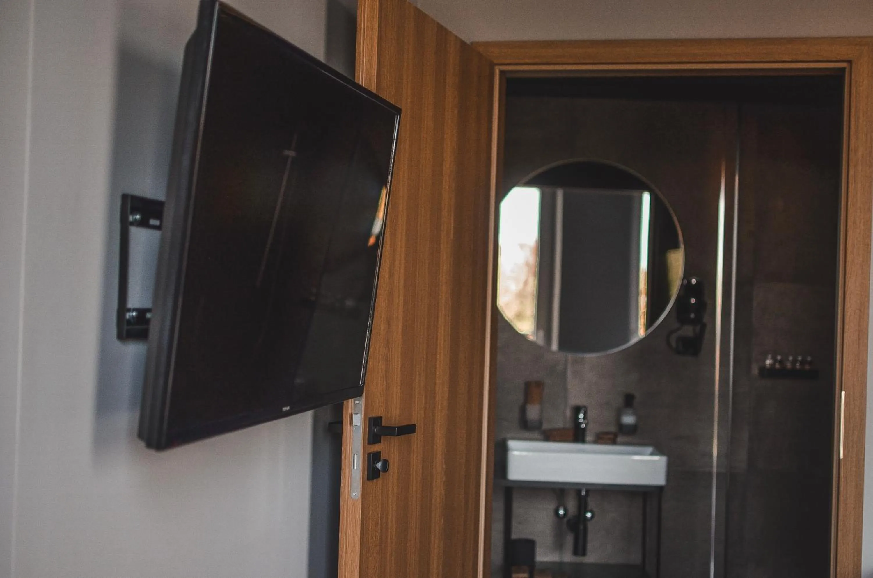 TV and multimedia in Sansara Apartments