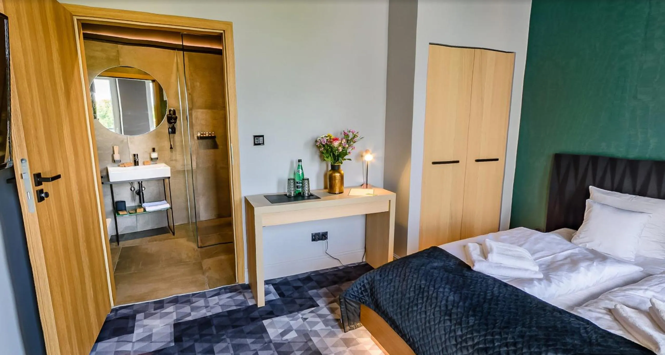 Bed in Sansara Apartments