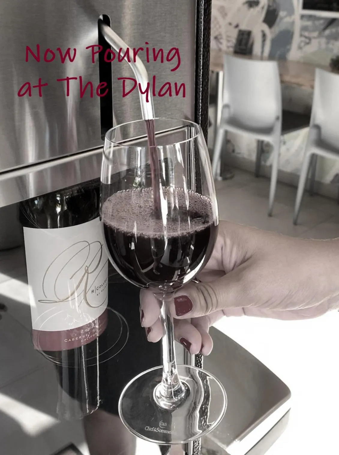 Alcoholic drinks in The Dylan Hotel at SFO