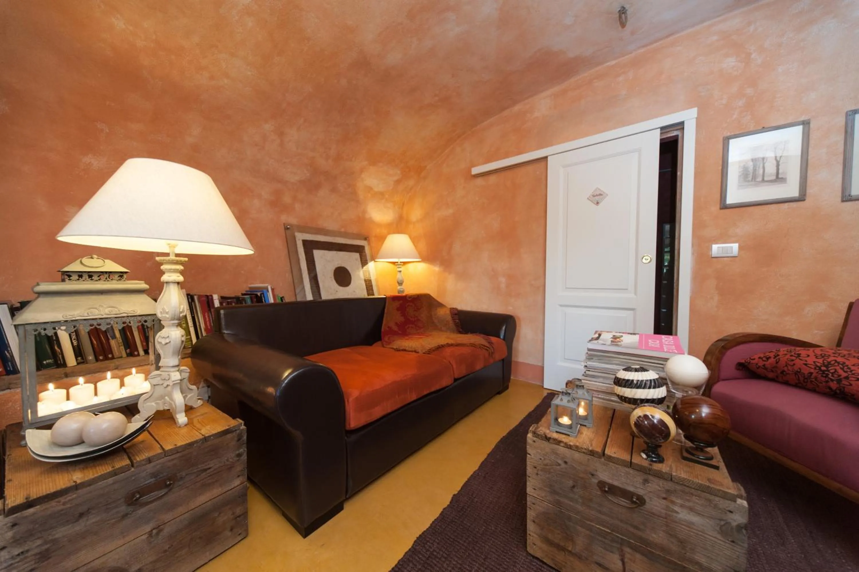 Decorative detail, Bed in B&B Le Dimore Mezza Costa