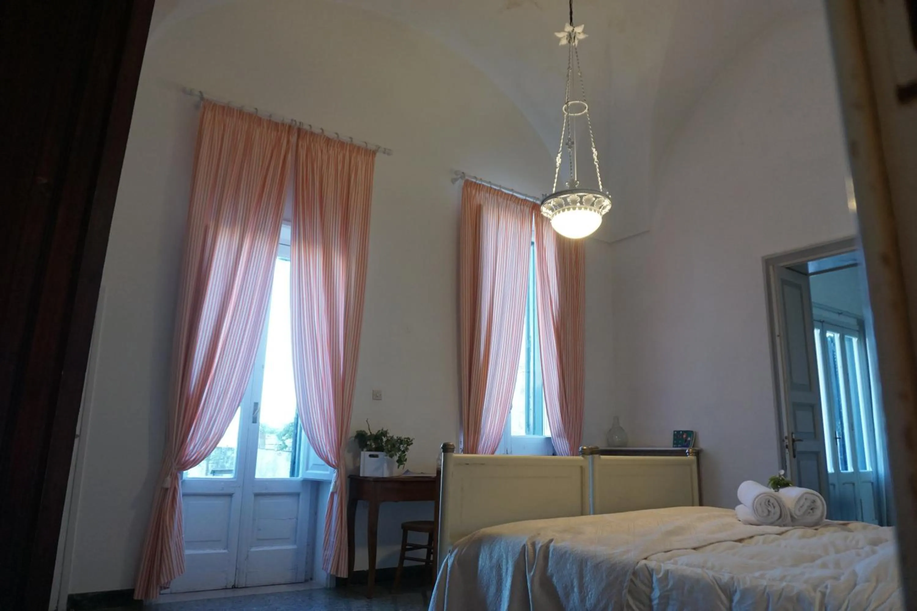 Photo of the whole room, Bed in Volver B&B