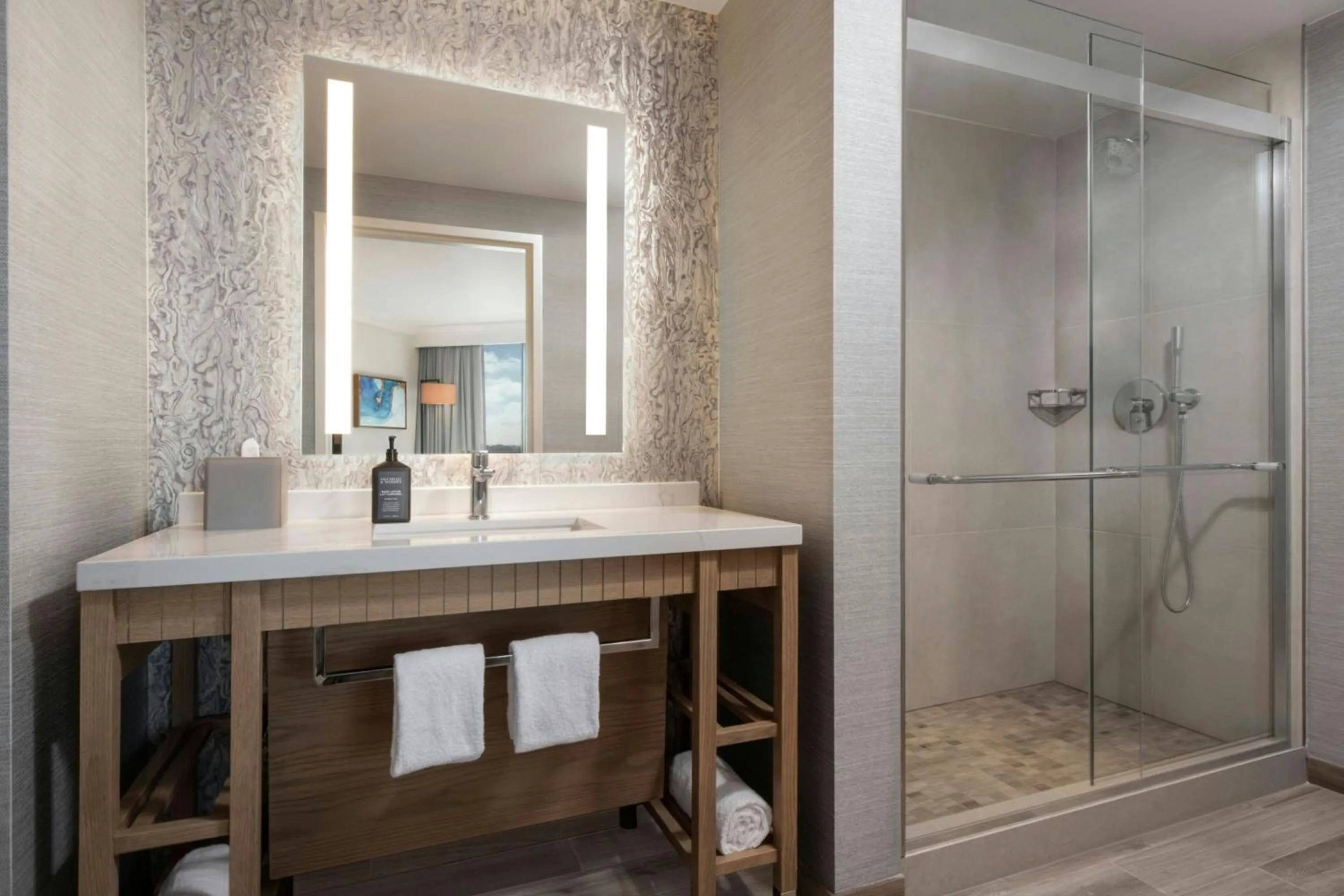 Photo of the whole room in Sheraton San Diego Resort