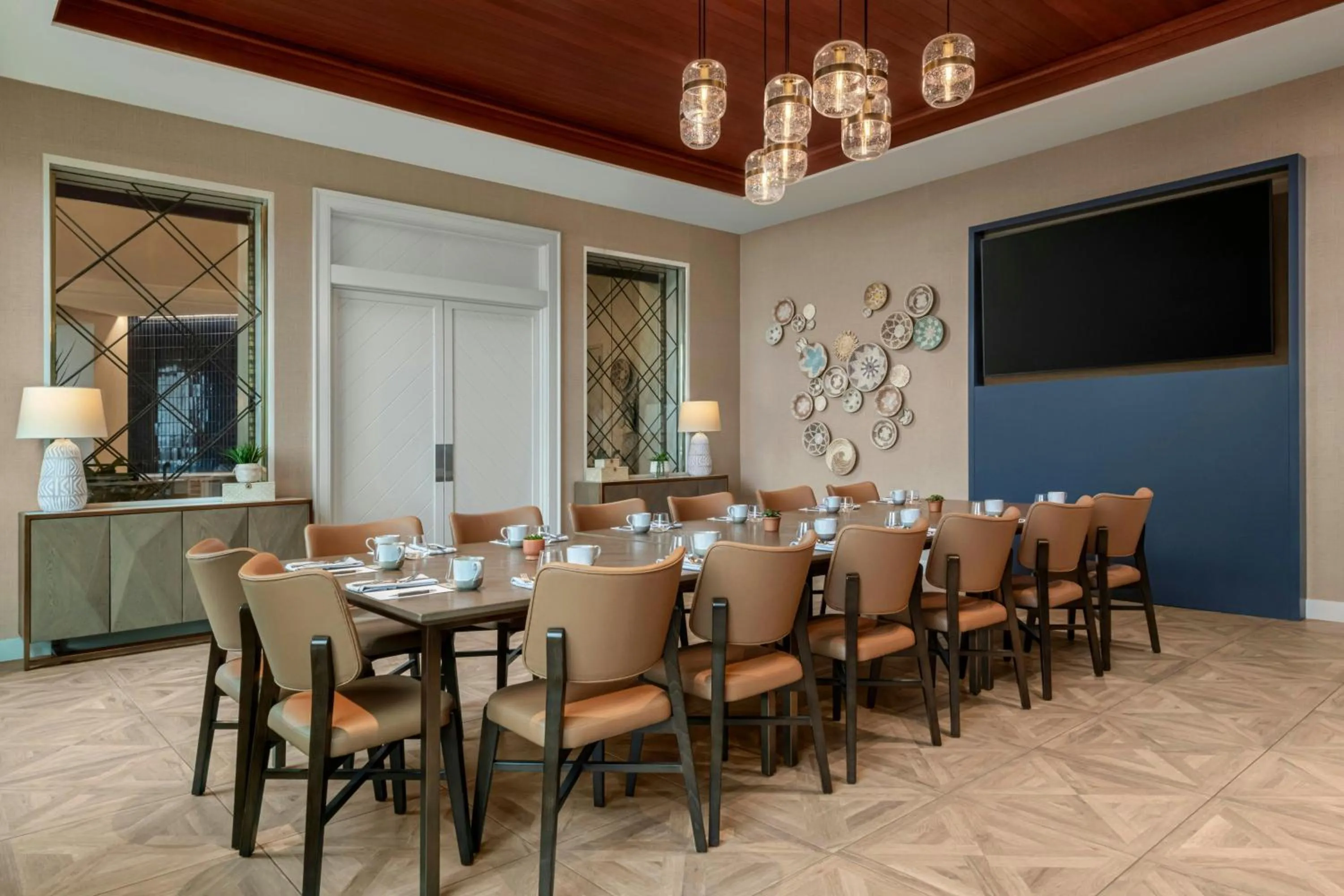 Restaurant/places to eat in Sheraton San Diego Resort