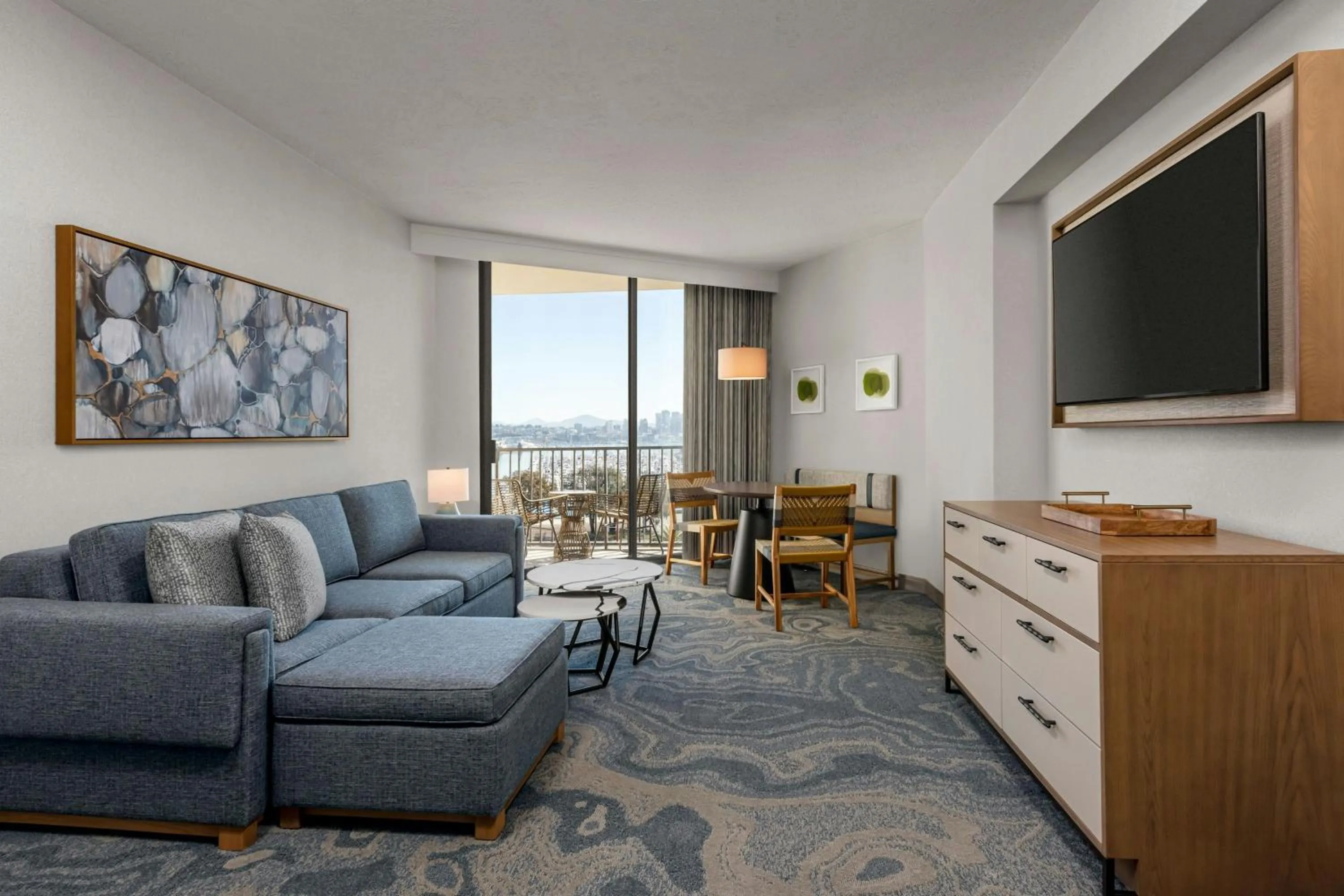 Living room in Sheraton San Diego Resort