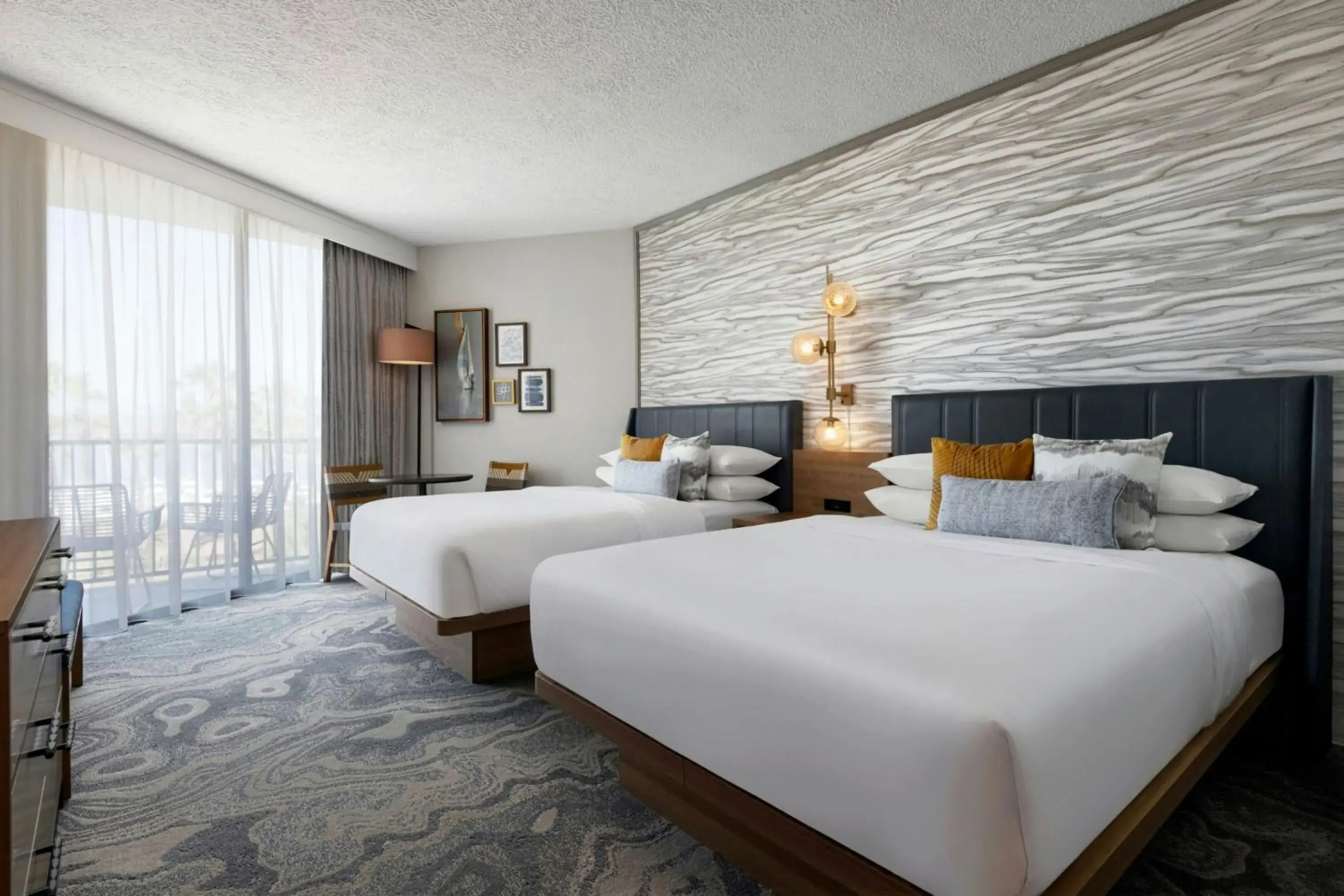 2 Double beds, Marina Tower, Traditional Guest Room in Sheraton San Diego Resort 2 Double beds, Marina Tower, Traditional Guest Room in Sheraton San Diego Resort