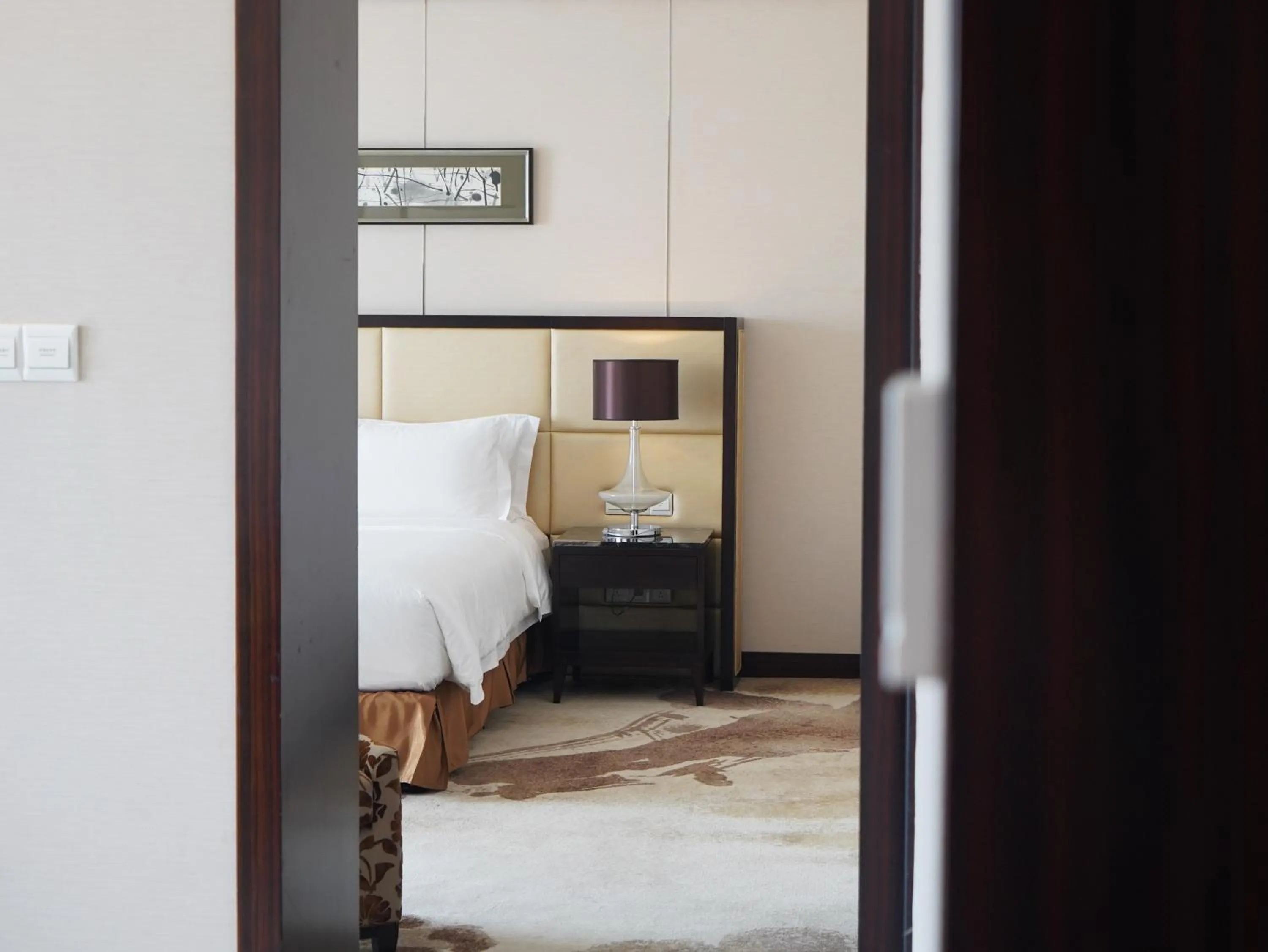 Bedroom, Bed in Howard Johnson Changsheng Plaza Meizhou