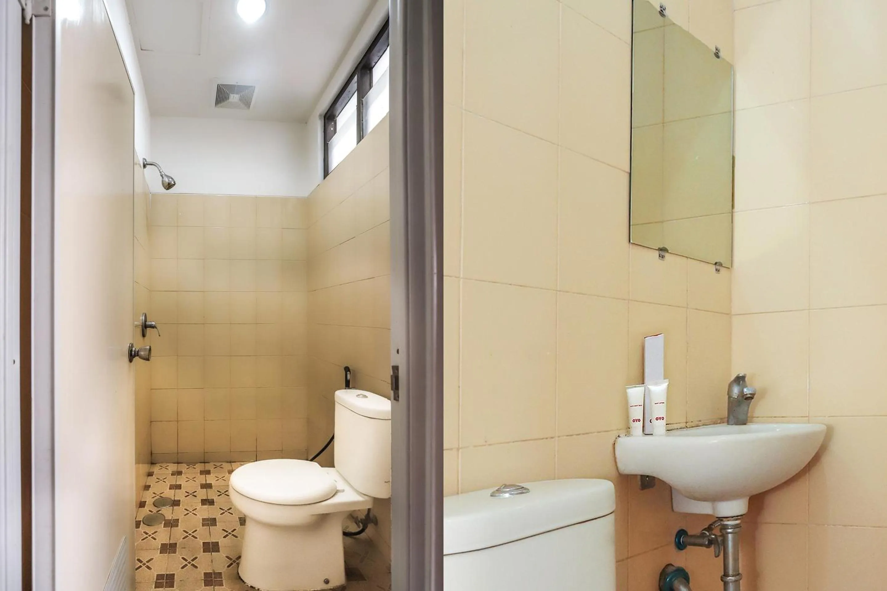 Bathroom in OYO 1582 Bungo Guest House