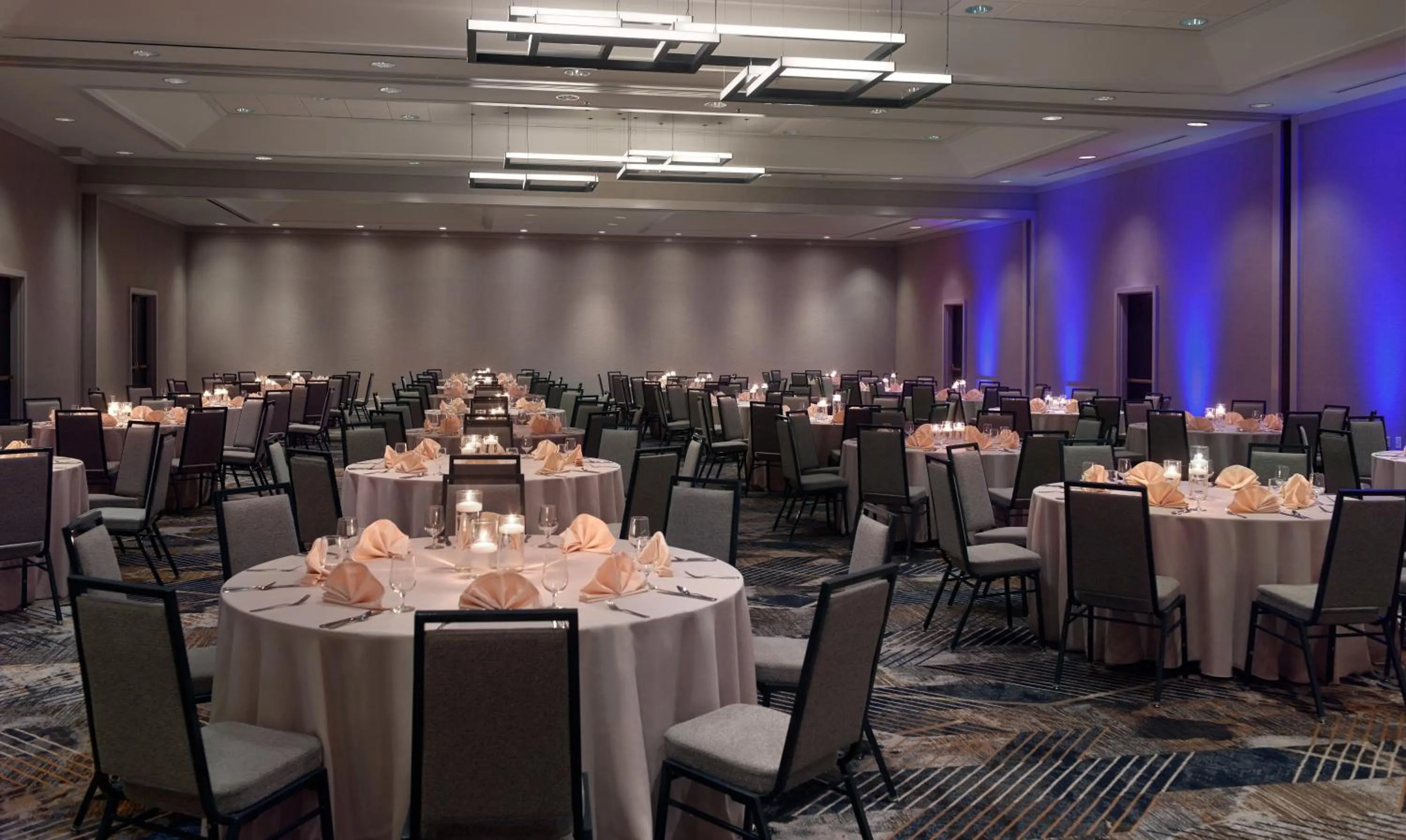 Meeting/conference room in Emory Conference Center Hotel