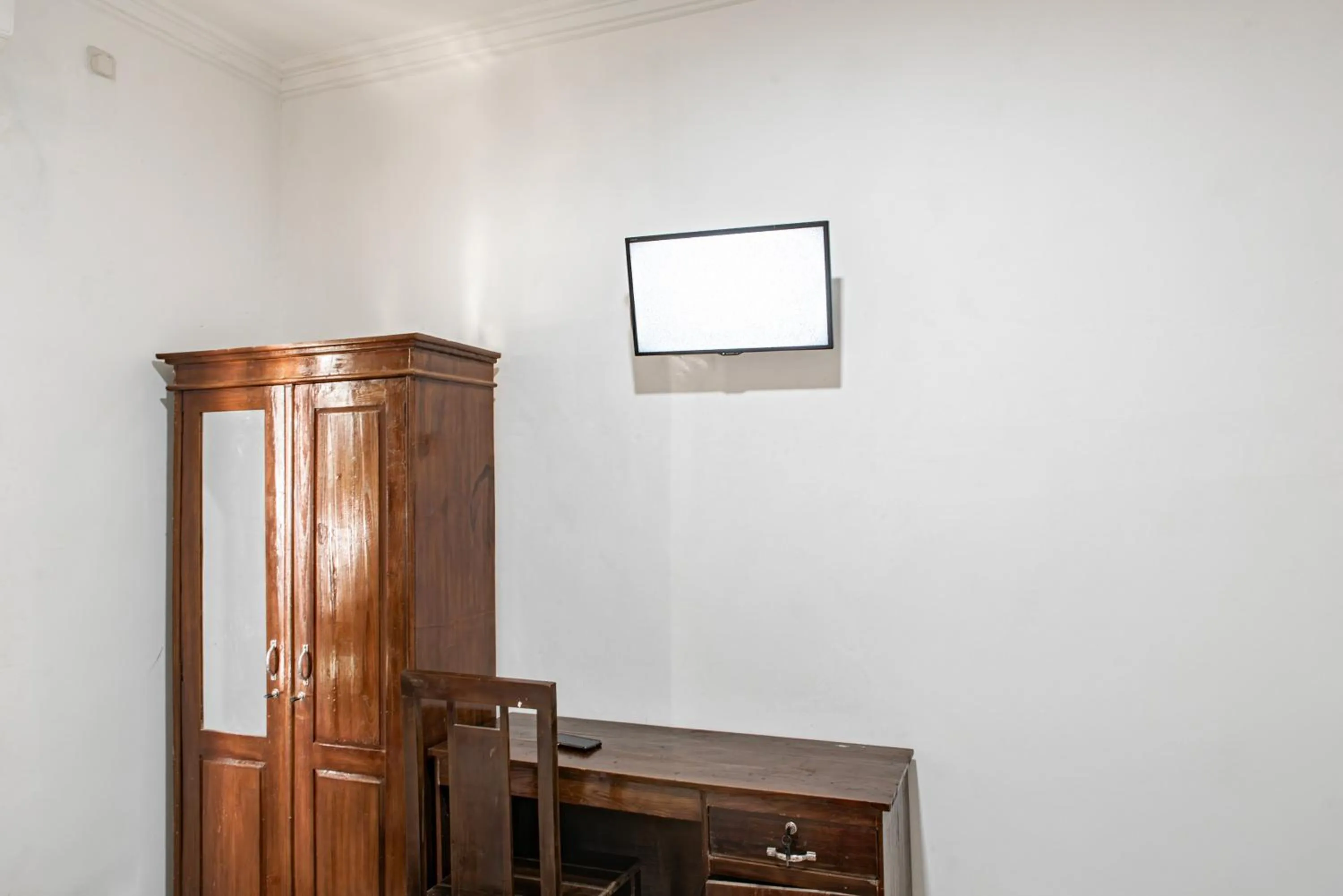 Bedroom in Hotel O Kambang Iwak Area Near Kambang Iwak Park Formerly Kerangga