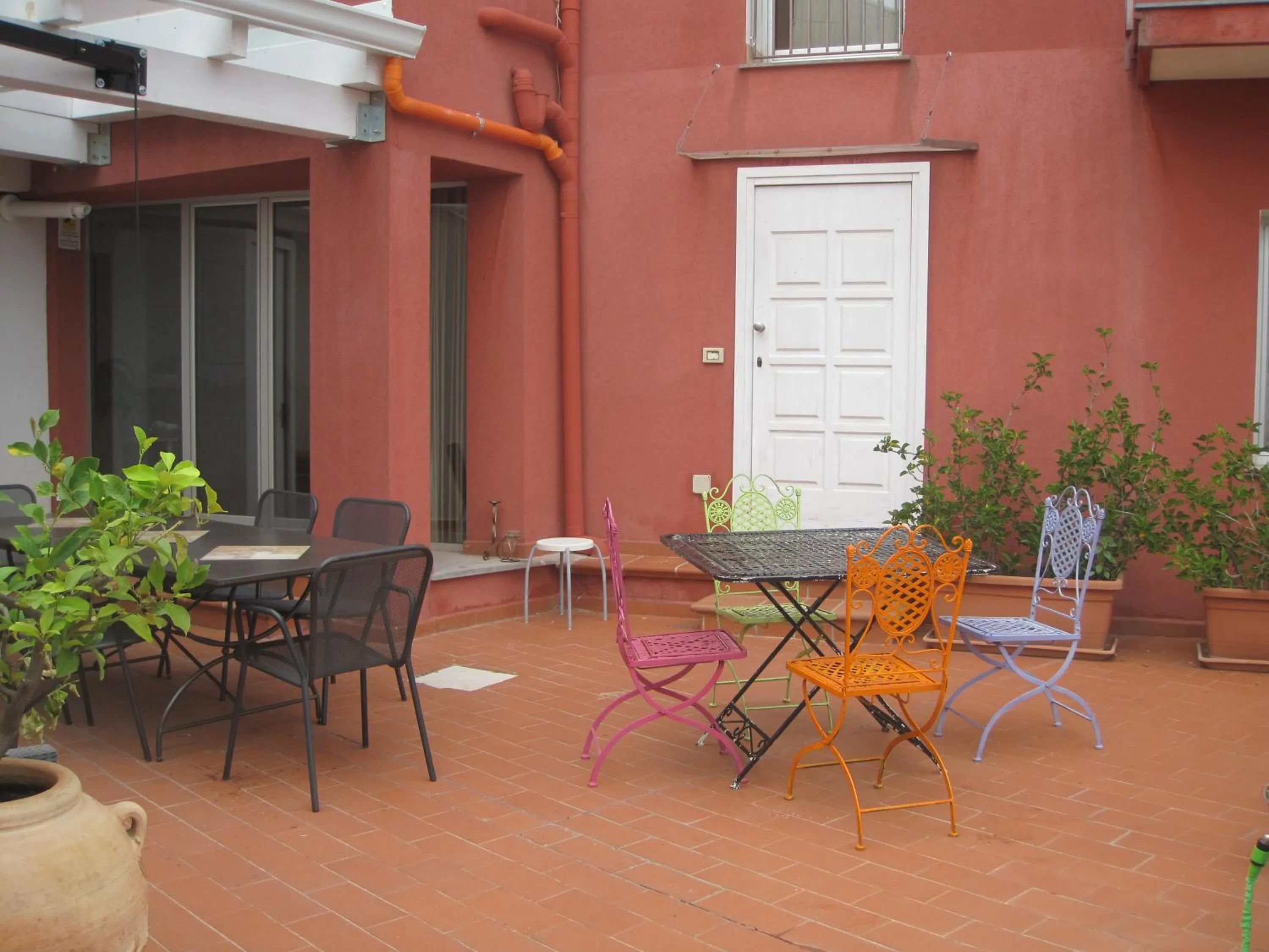 Property building in BnB Casa Rossa