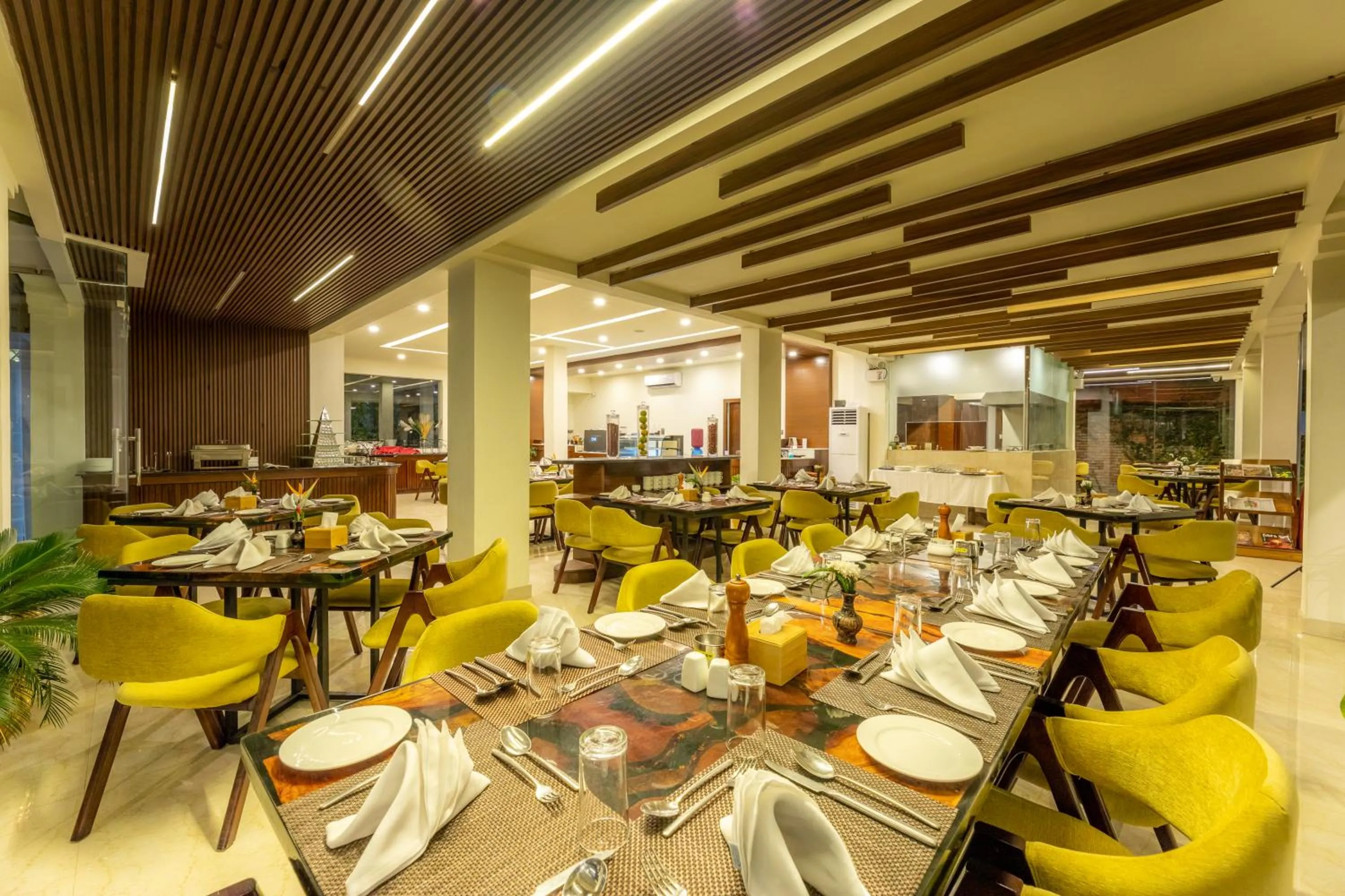 Restaurant/places to eat in The Malla Hotel - Thamel, 2 km to Swayambhunath Temple