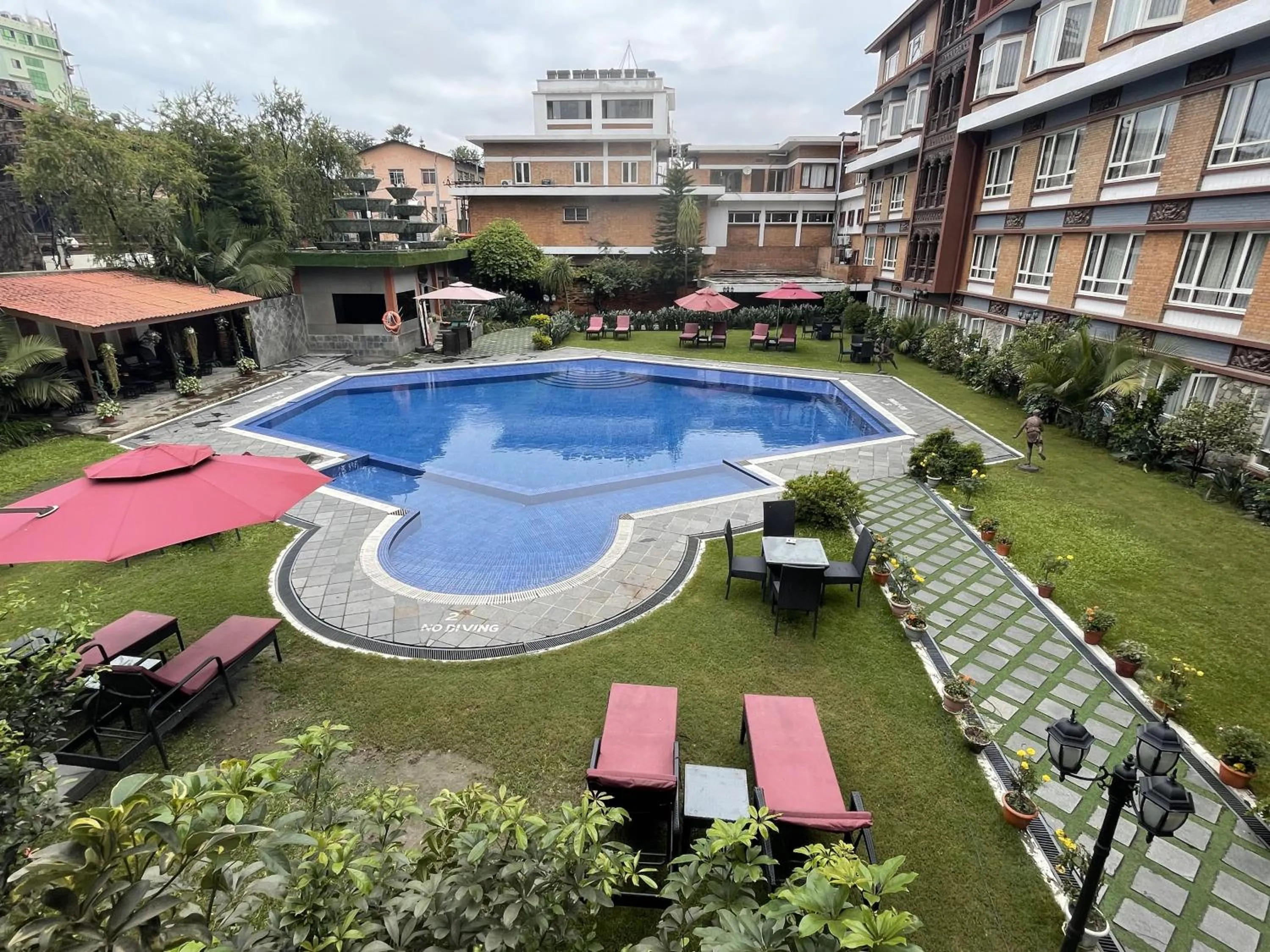 Swimming pool in The Malla Hotel - Thamel, 2 km to Swayambhunath Temple