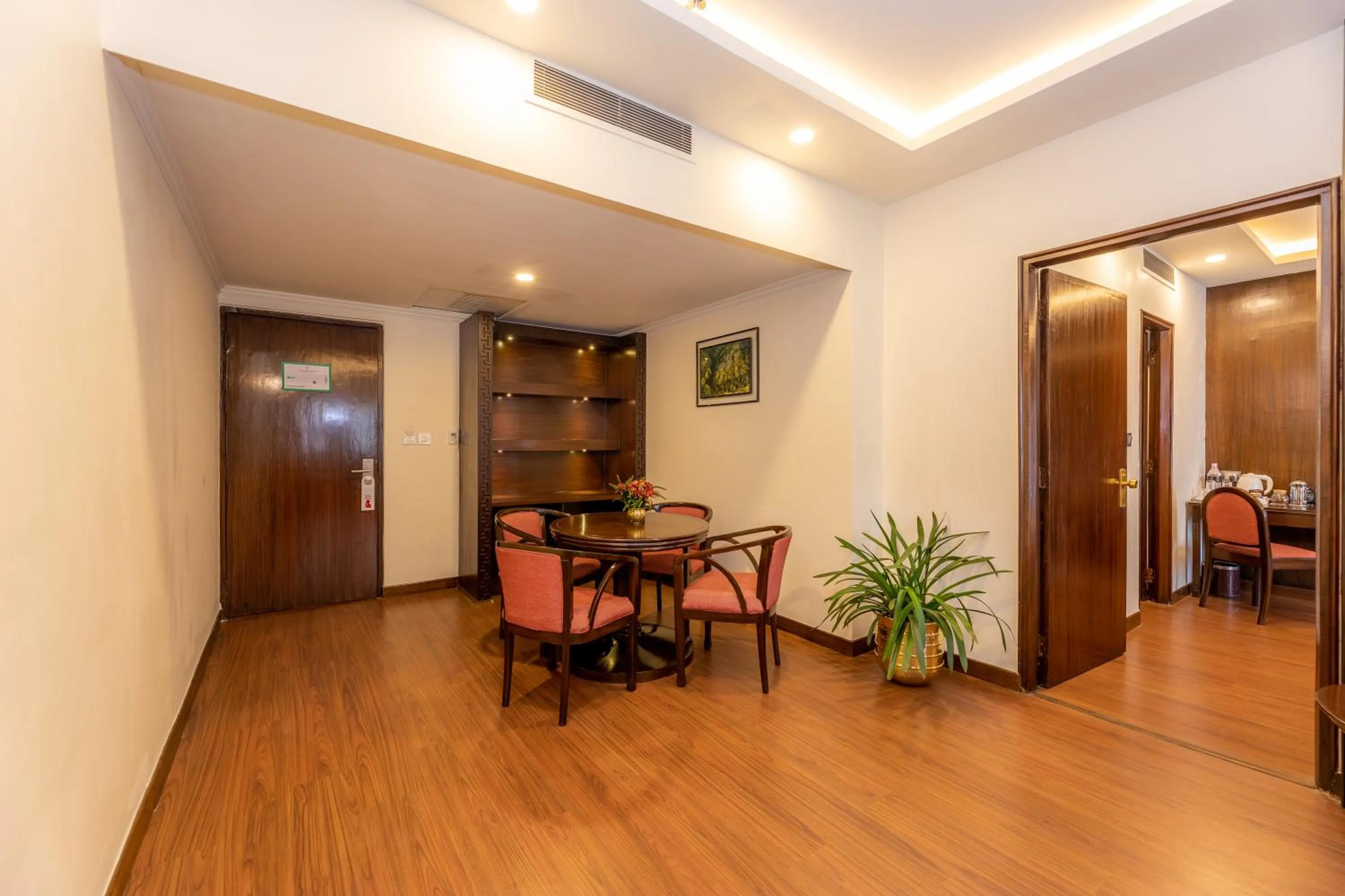 Living room in The Malla Hotel - Thamel, 2 km to Swayambhunath Temple