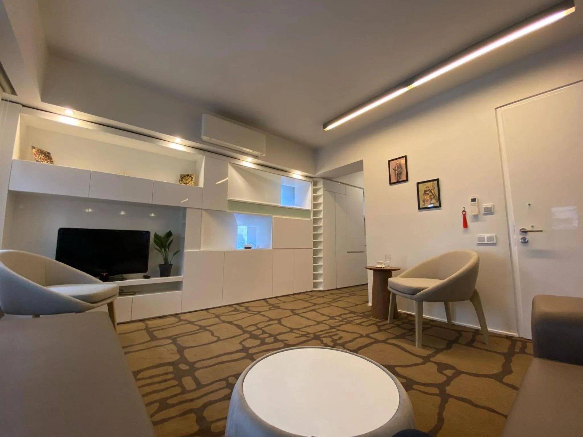 TV and multimedia in West Palace