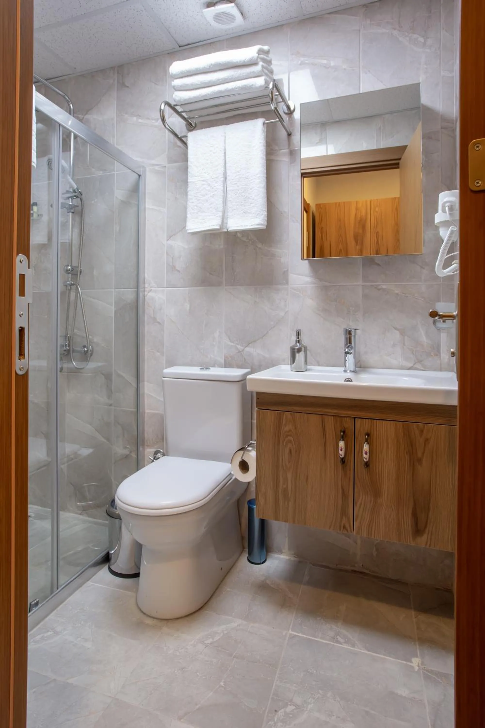 Toilet in West Palace