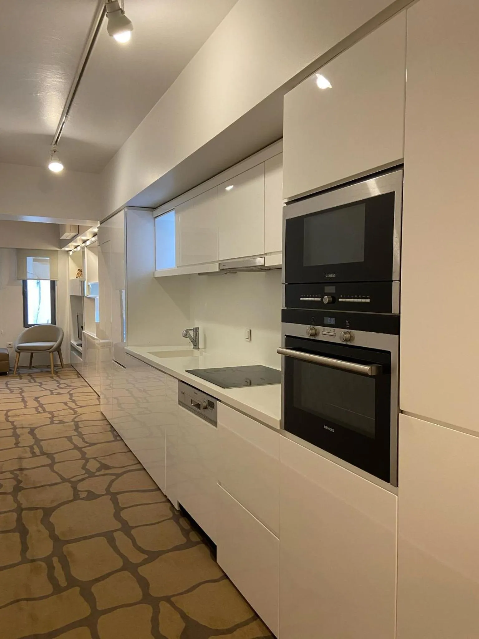 Kitchen or kitchenette in West Palace