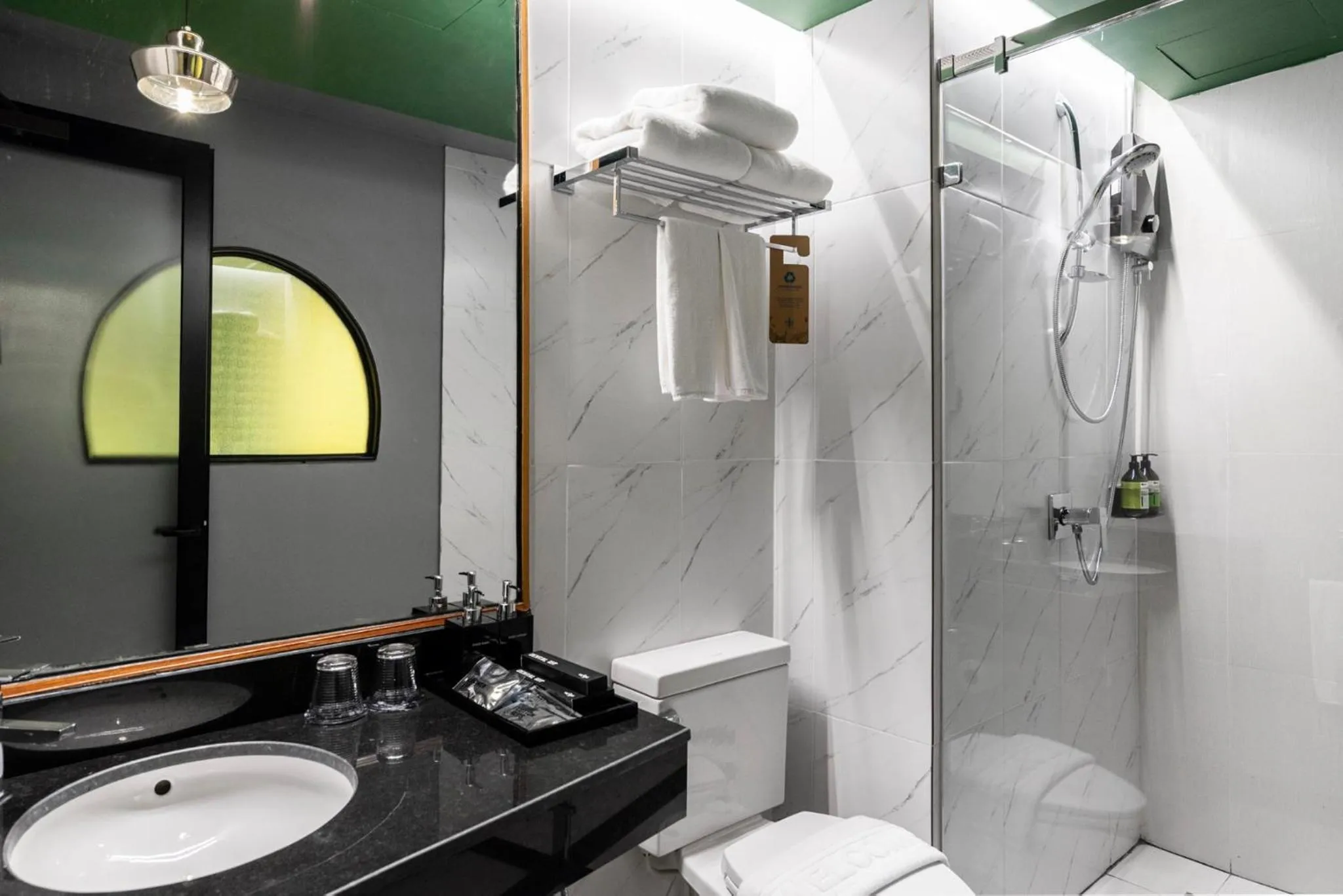 Bathroom in MeStyle Museum Hotel