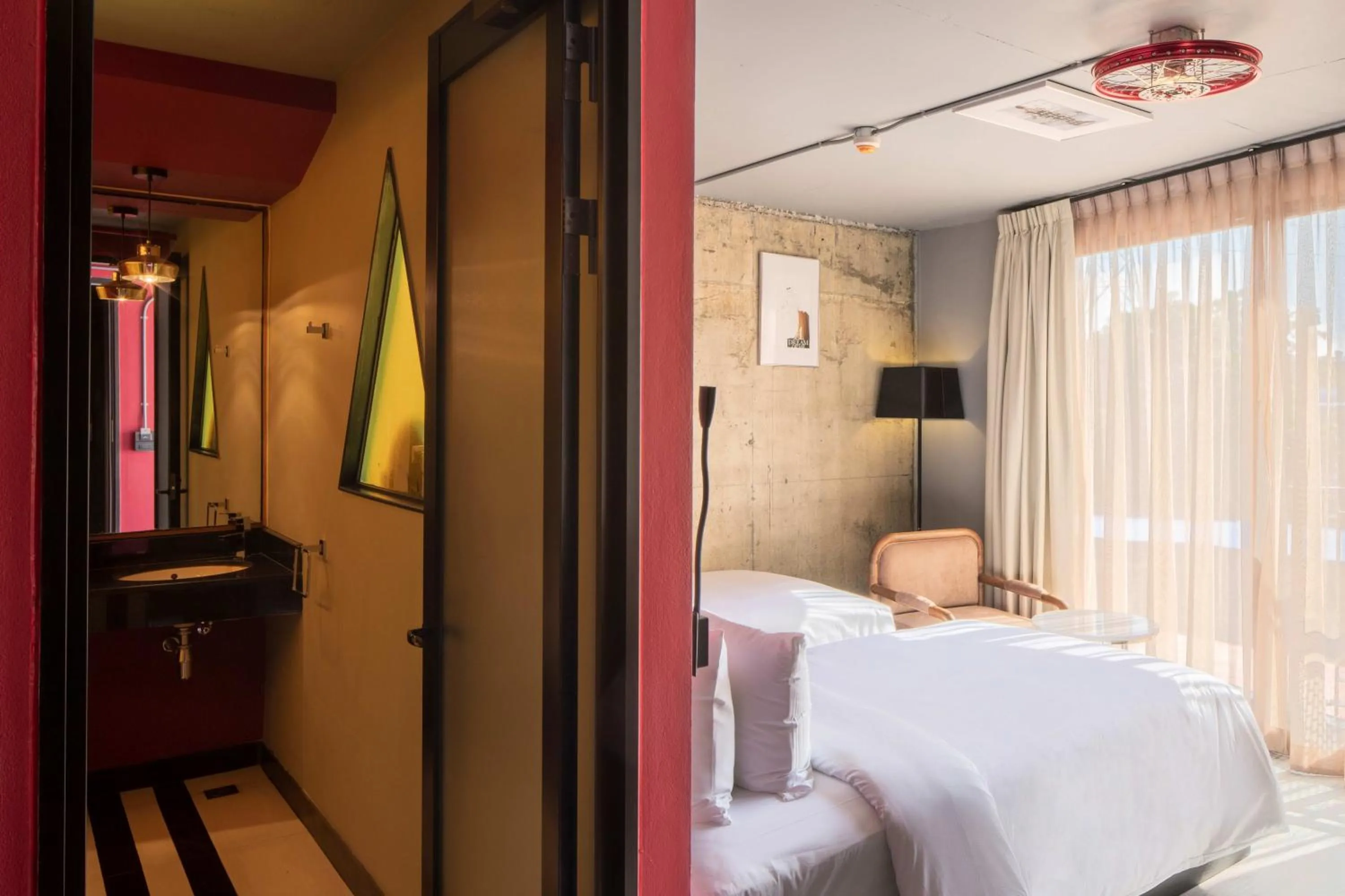 View (from property/room), Bed in MeStyle Museum Hotel