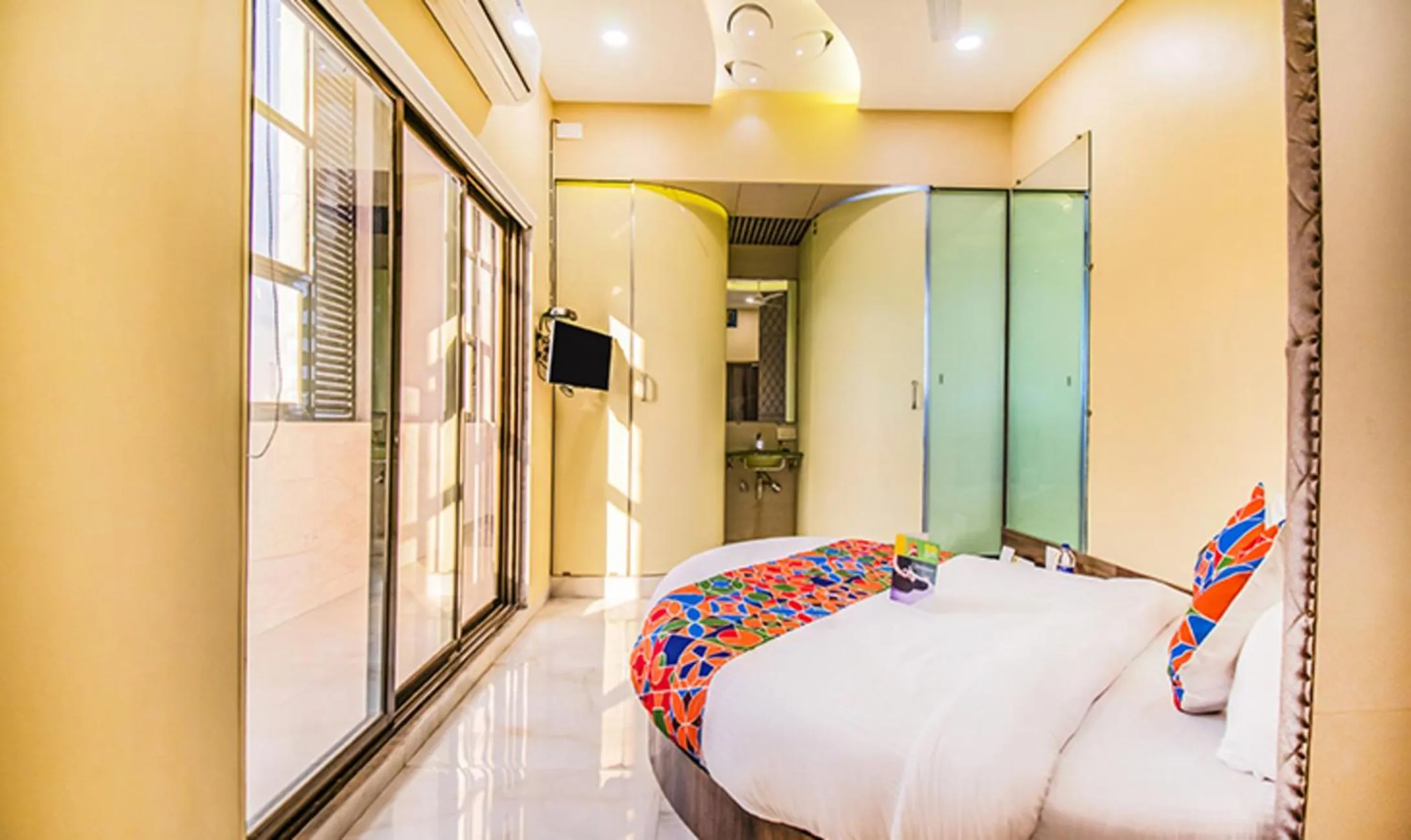 Bed in FabHotel Seven Hills - Nr Mumbai International Airport