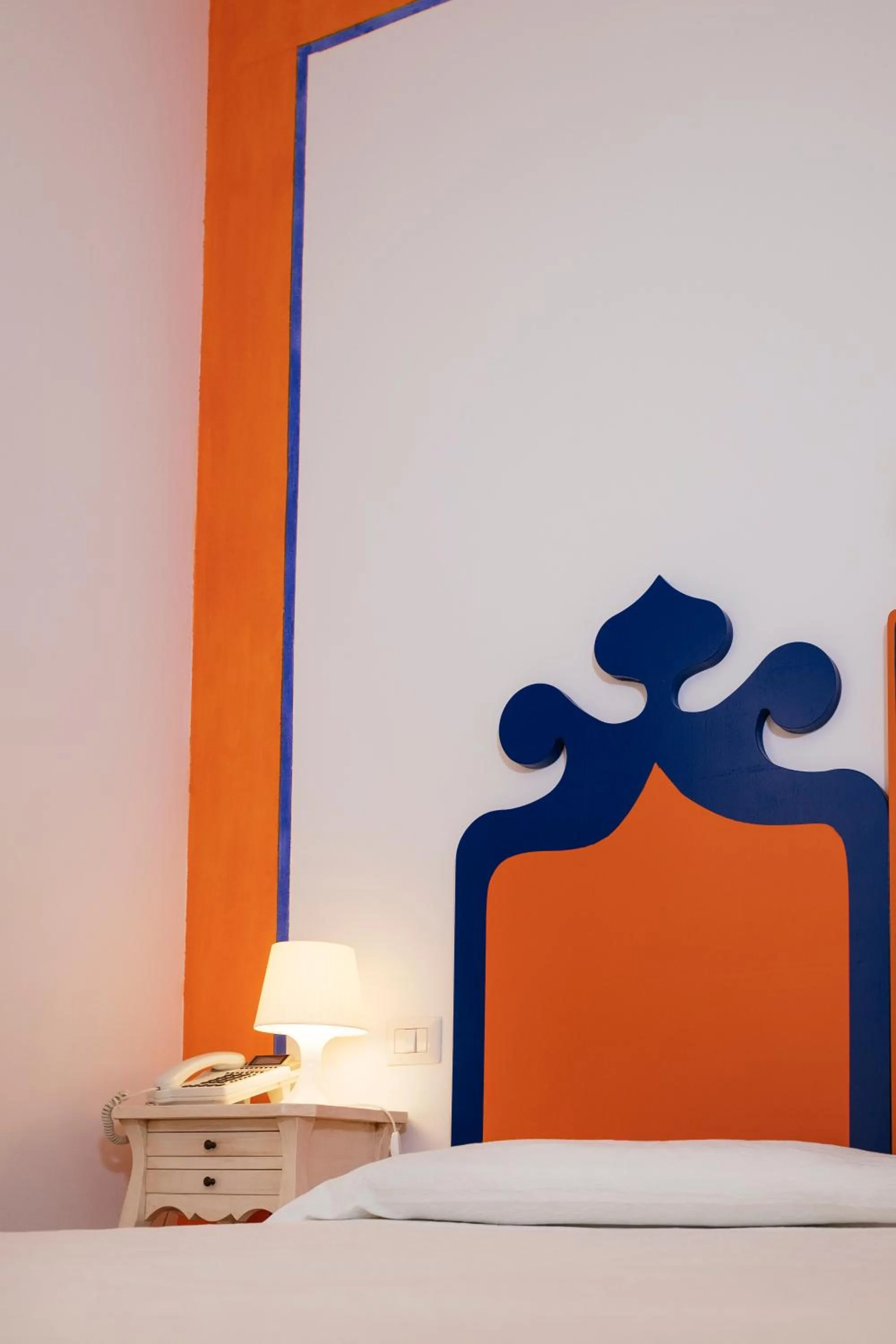 Decorative detail, Bed in Hotel Baglio Catalano