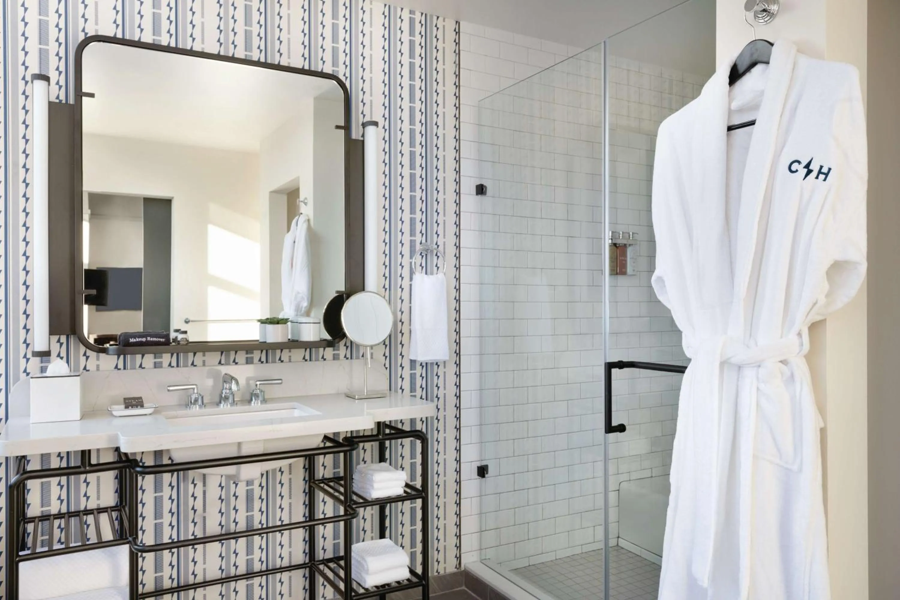 Bathroom in The Central Station Memphis, Curio Collection By Hilton