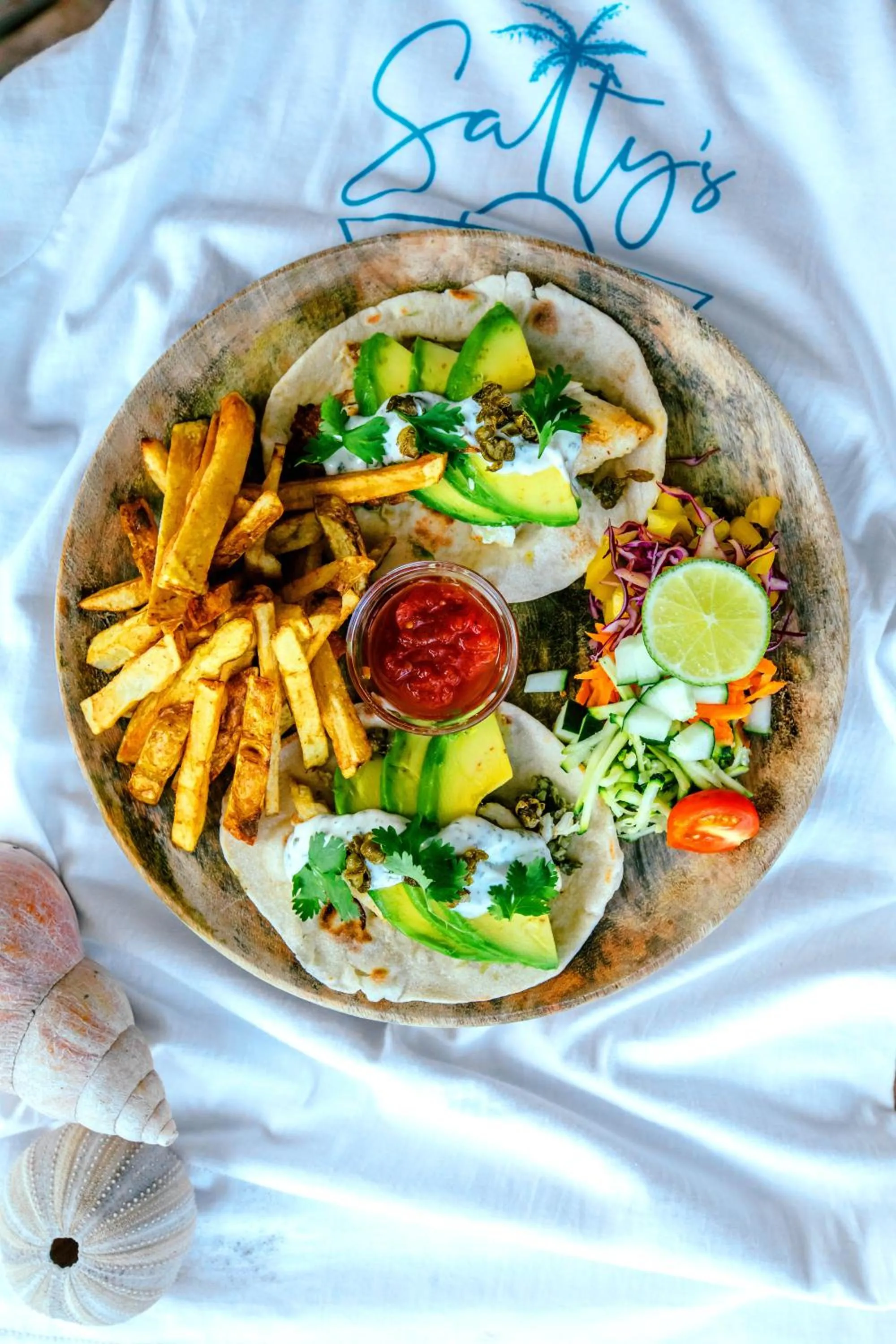 Restaurant/places to eat in Salty's Kitesurf Village