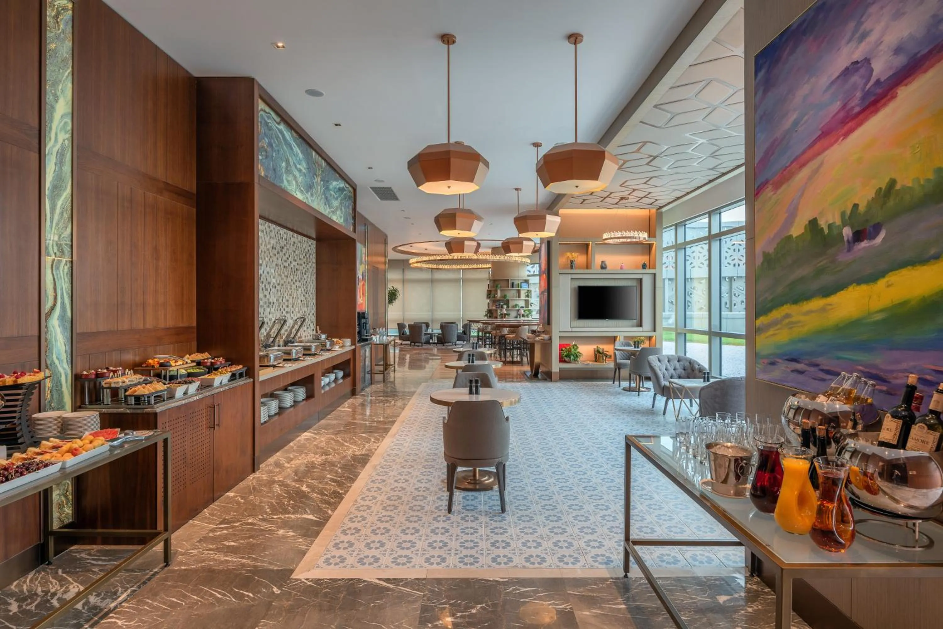 Restaurant/places to eat in Hilton Tashkent City