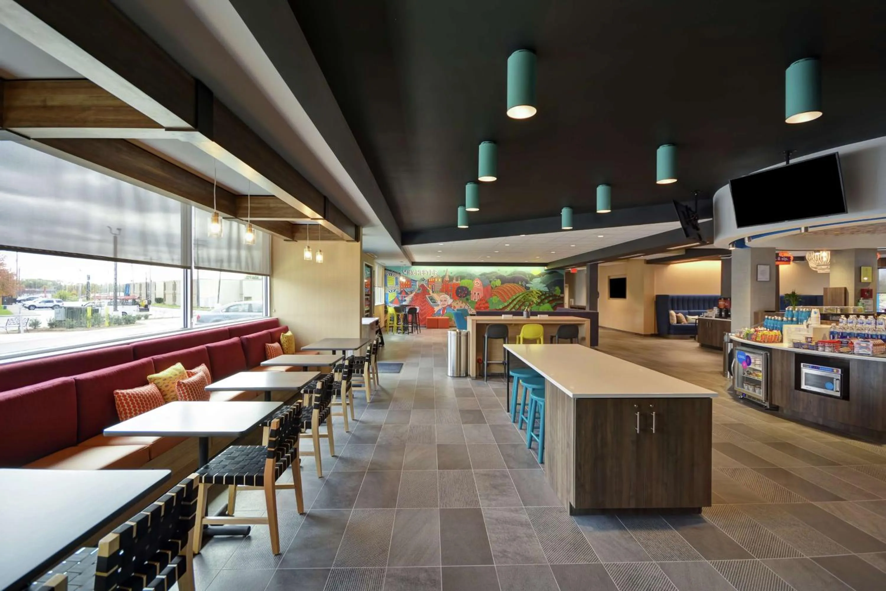 Breakfast in Tru By Hilton Winchester, Va