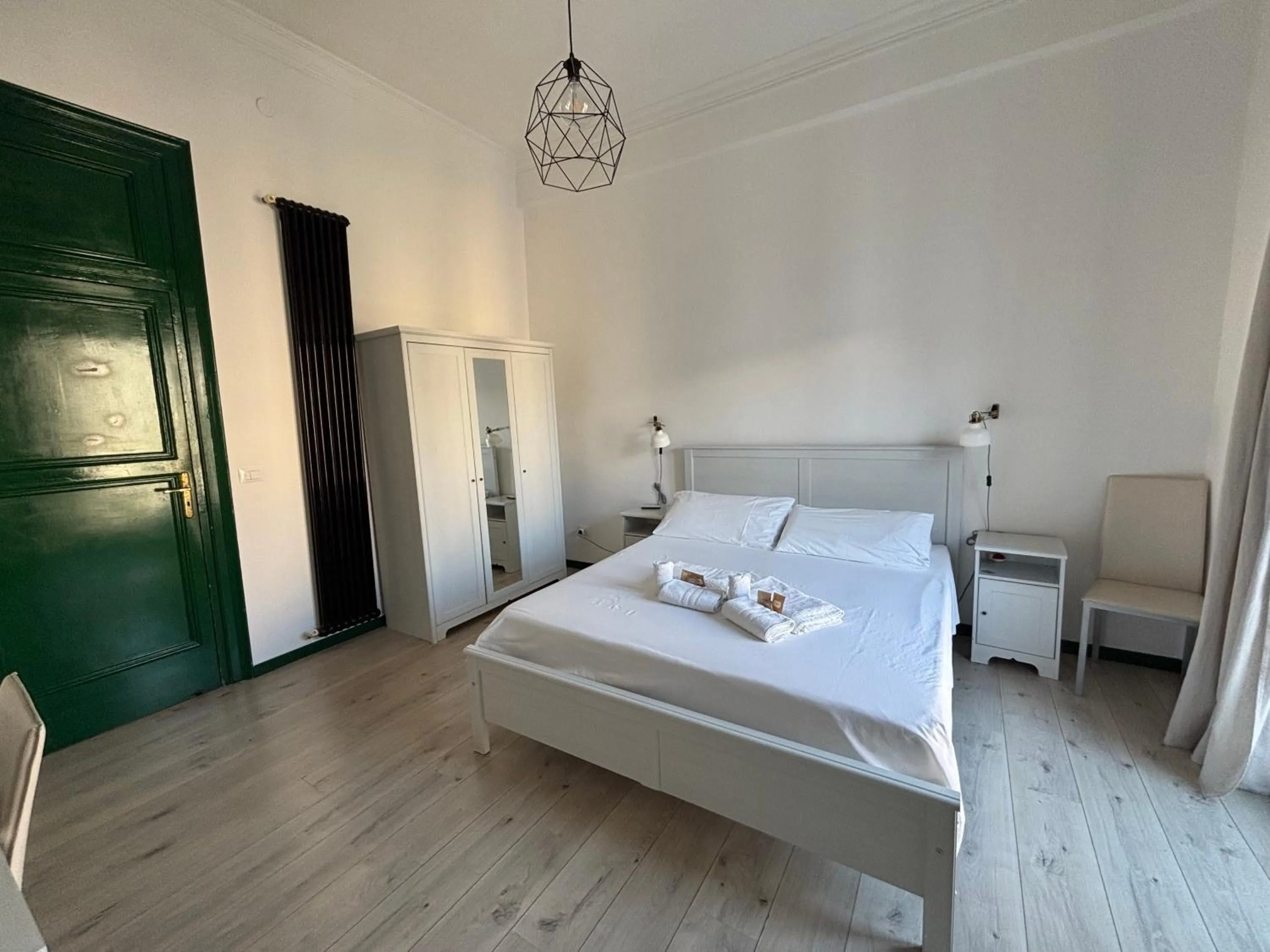 Bed in Cosmopolitan Palermo