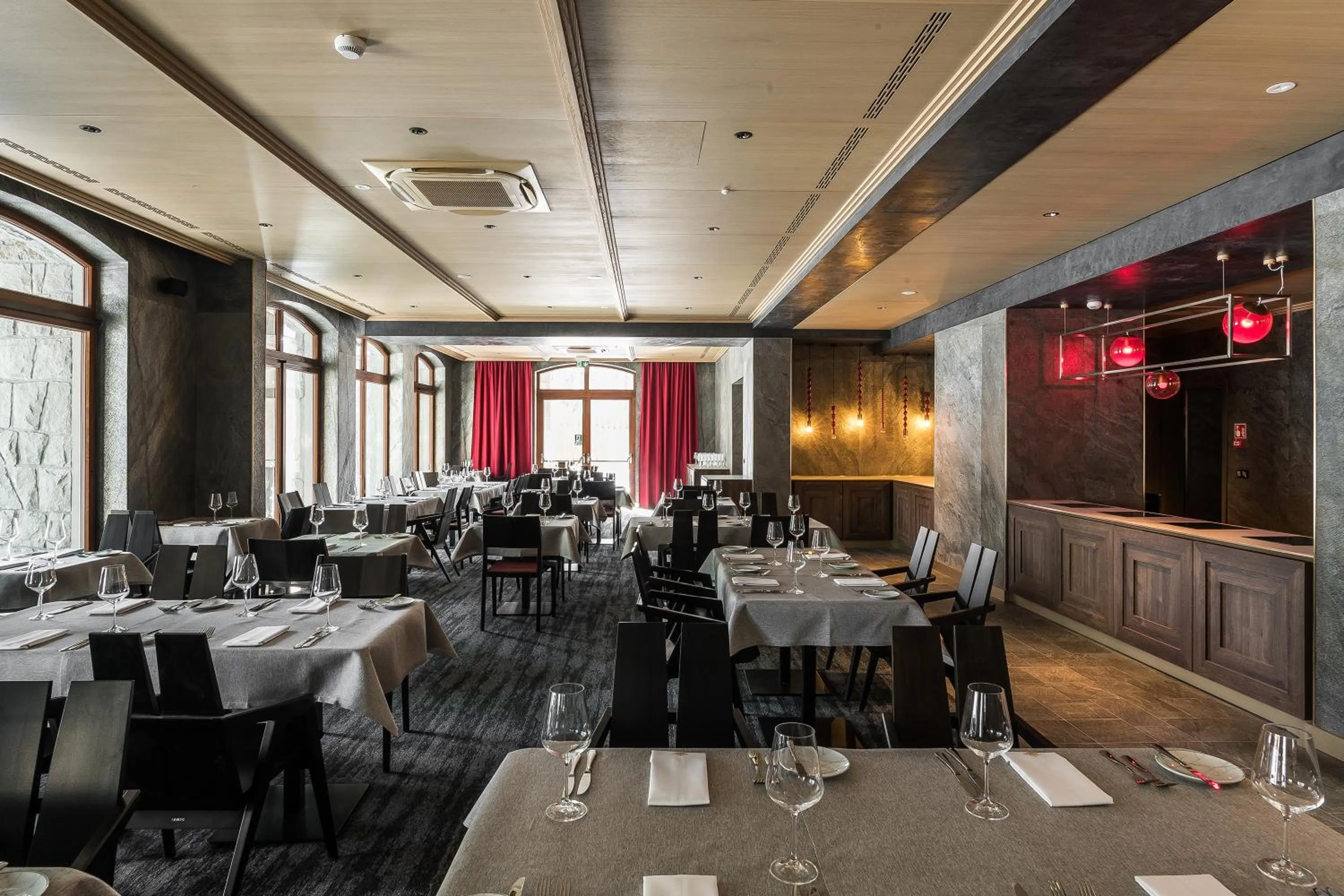 Restaurant/places to eat in Nosalowy Park Hotel & Spa