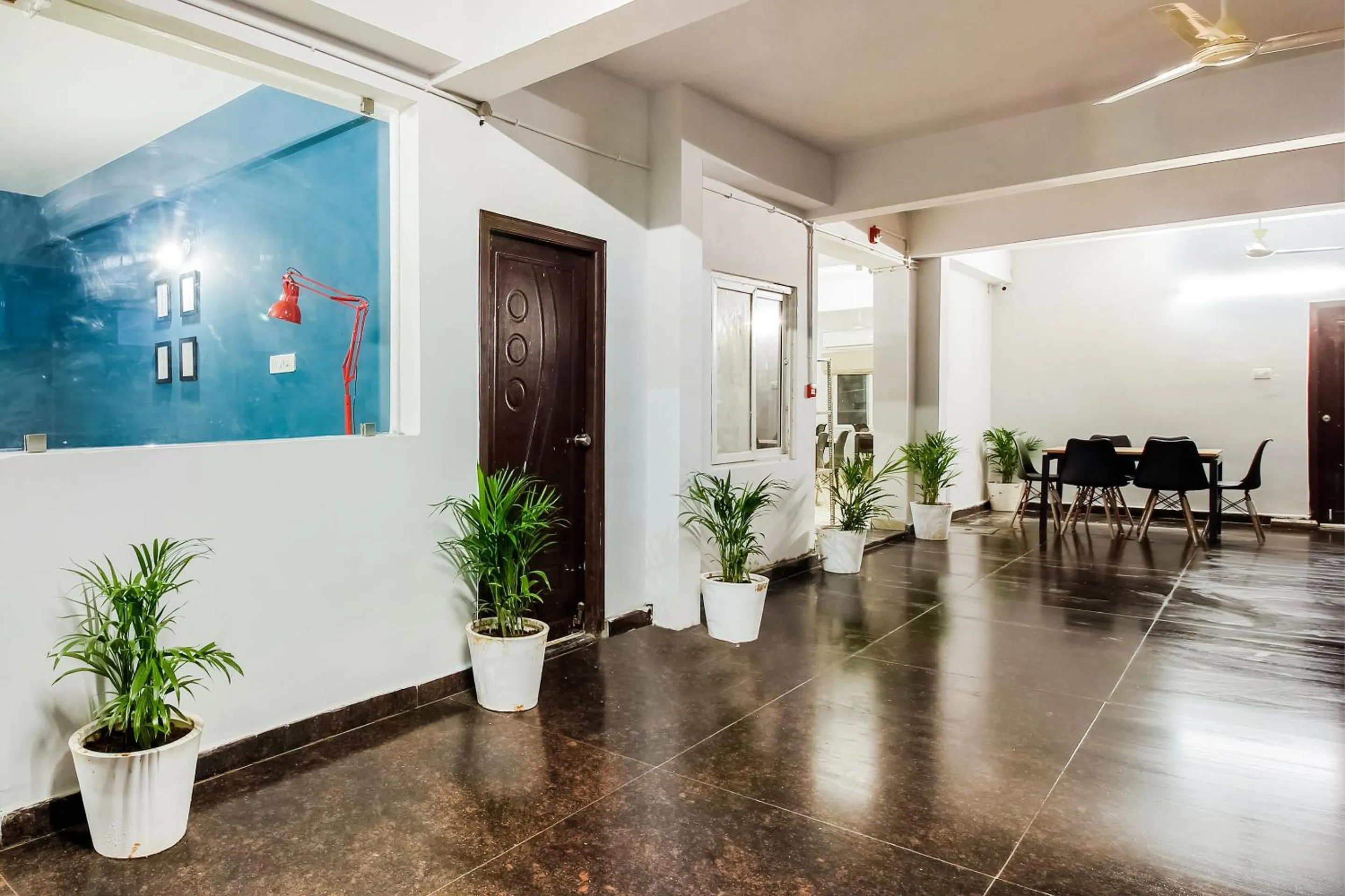 Lobby or reception in Super Hotel O GACHIBOWLI BESIDE DLF